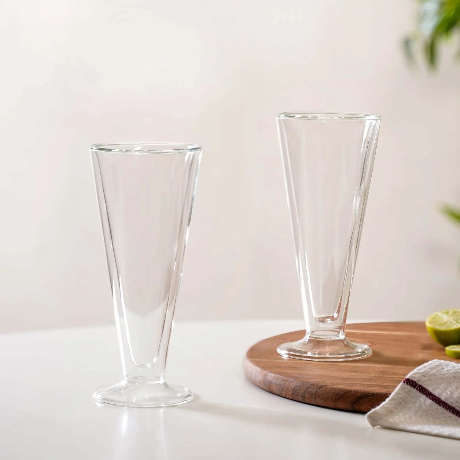 Set Of 2 Tall Double Wall Cocktail Glasses 300ml - Image 3