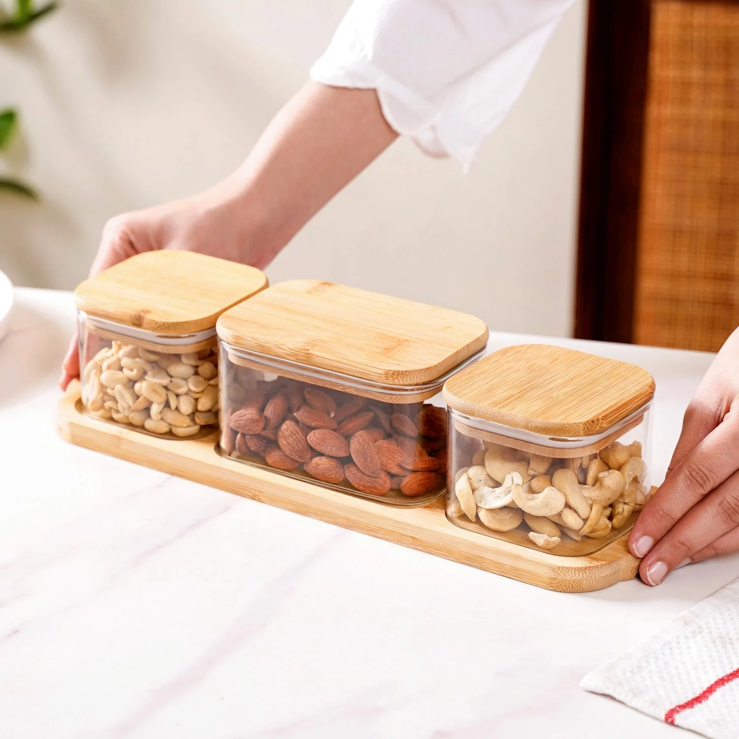 Set Of 3 Borosilicate Glass Snack Jars With Tray - Image 3