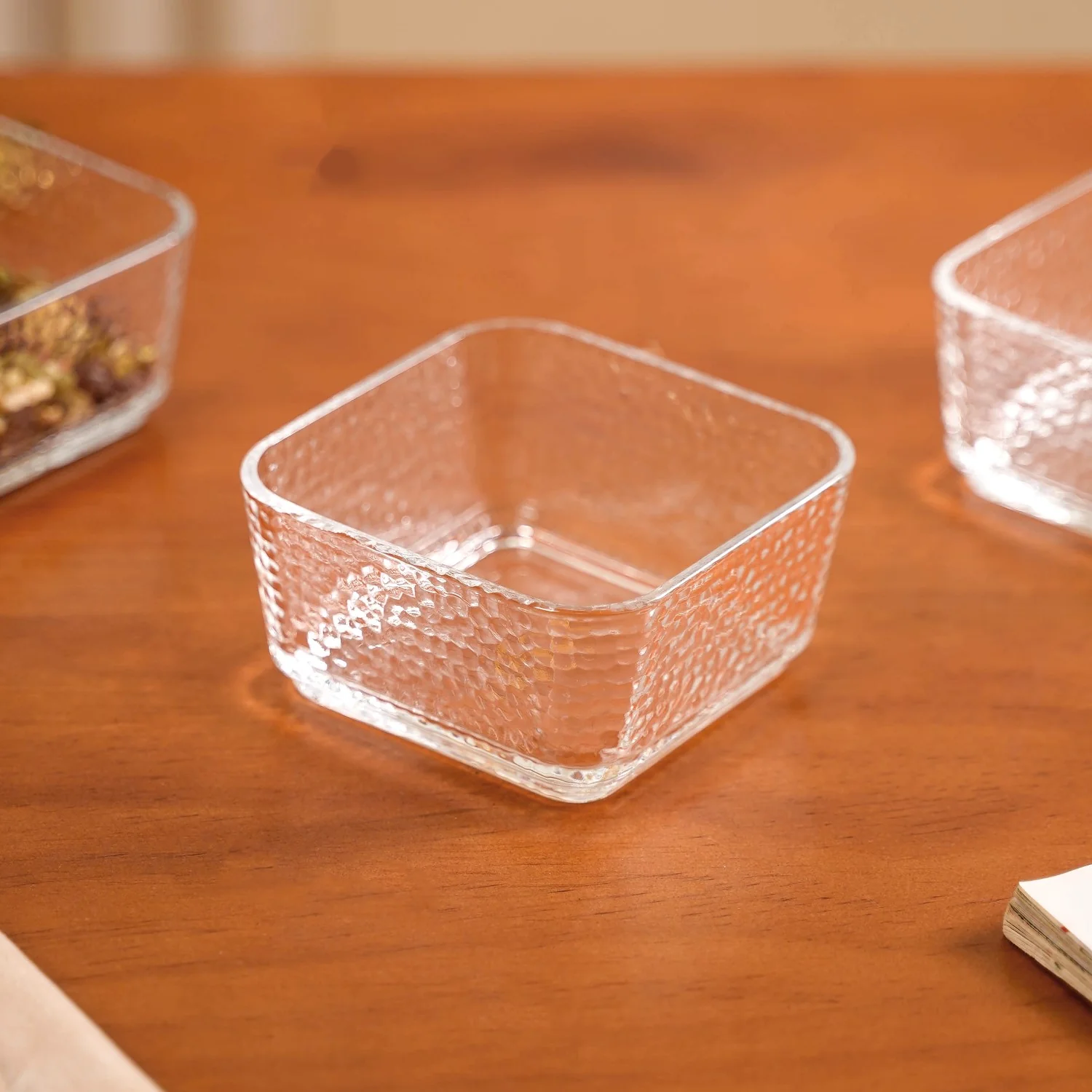 Set Of 4 Glass Bowls Square Textured 300ml - Image 7