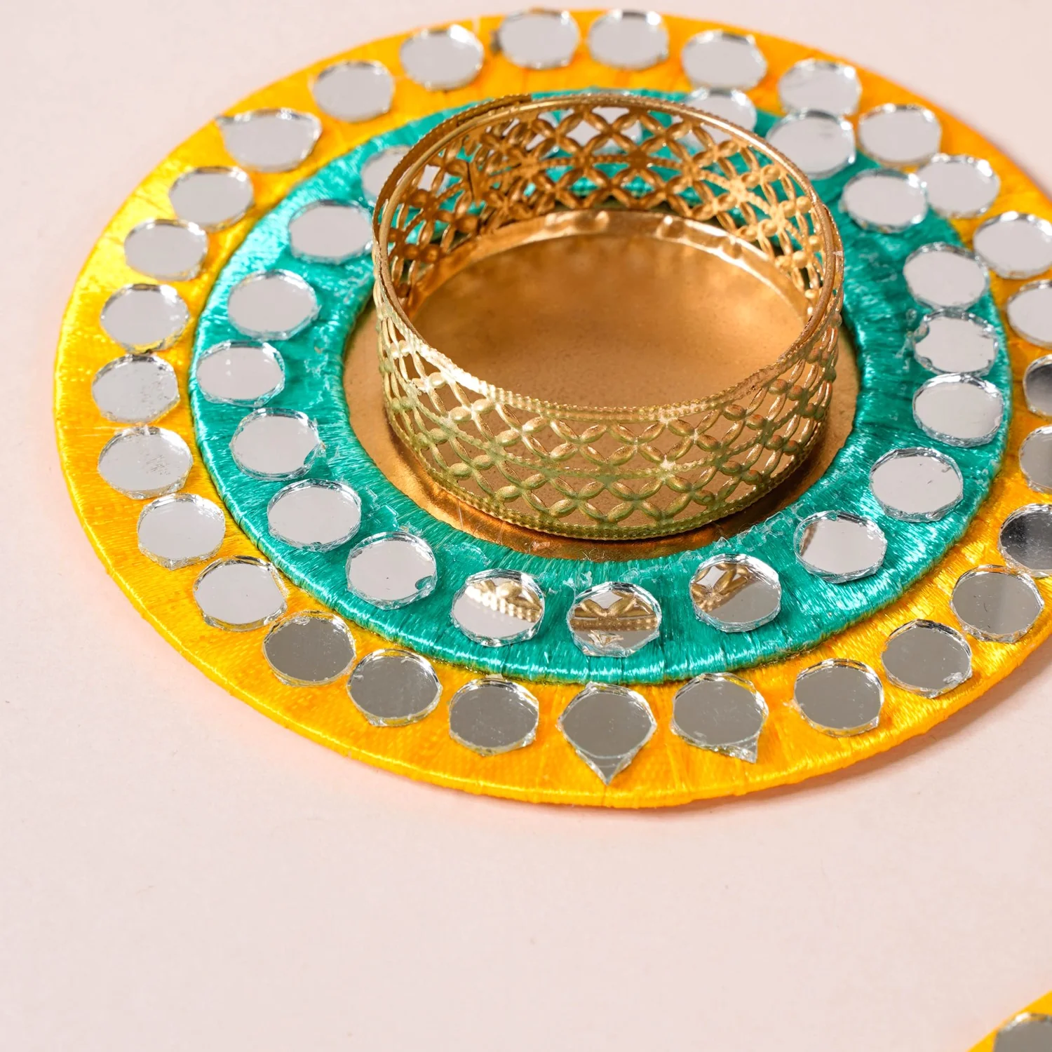 Set Of 4 Tea Light Holders With Mirrorwork - Image 7