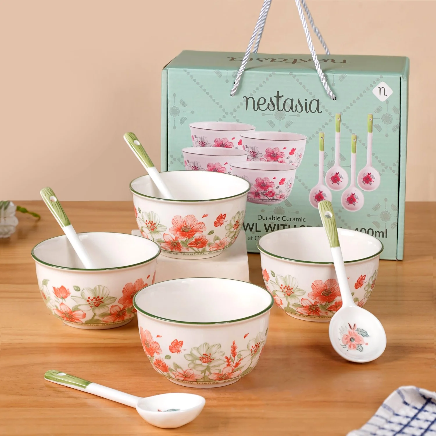 Set Of 4 Verona Soup Bowls With Spoons 400ml