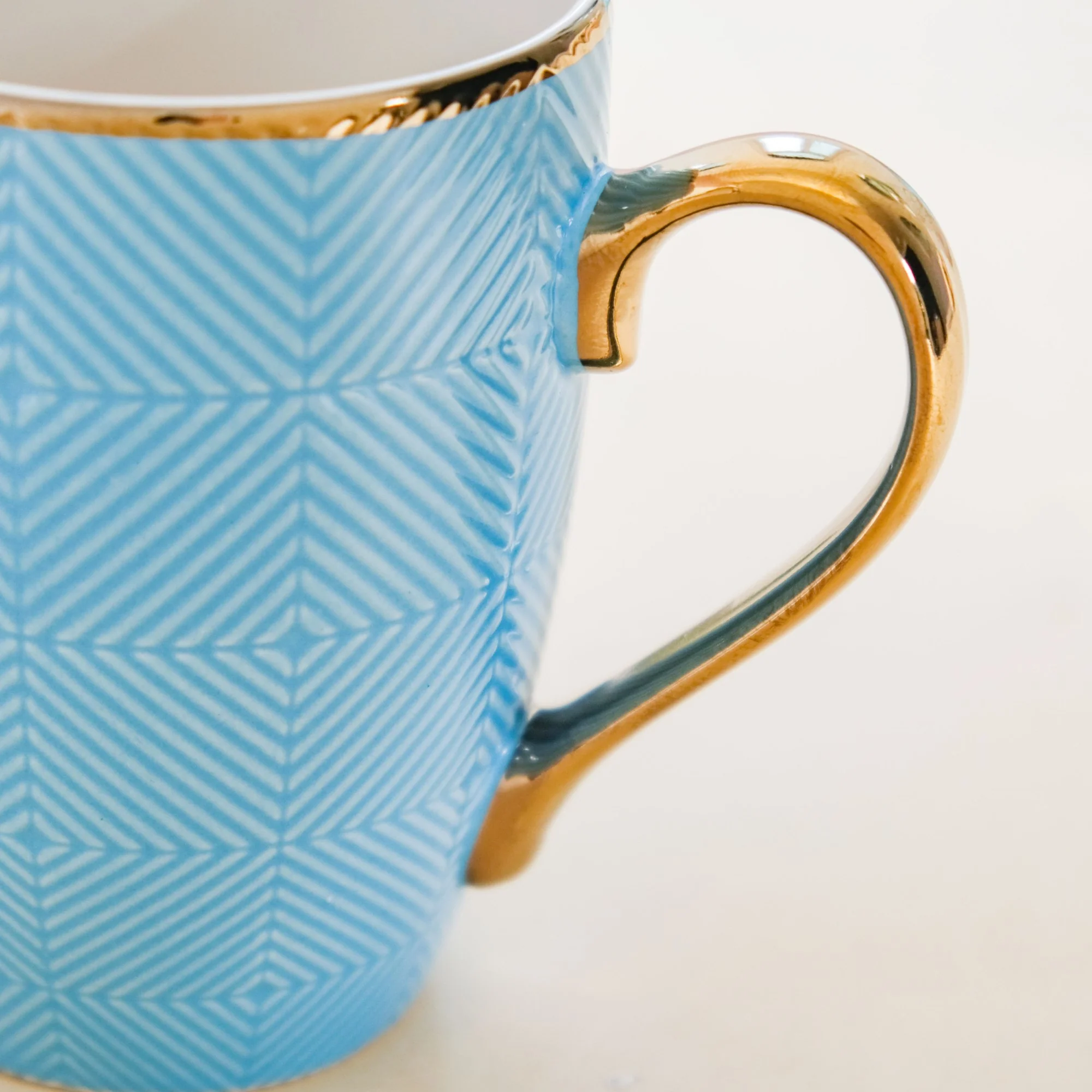 Set of 6 Embossed Blue Coffee Mug 330ml - Image 9