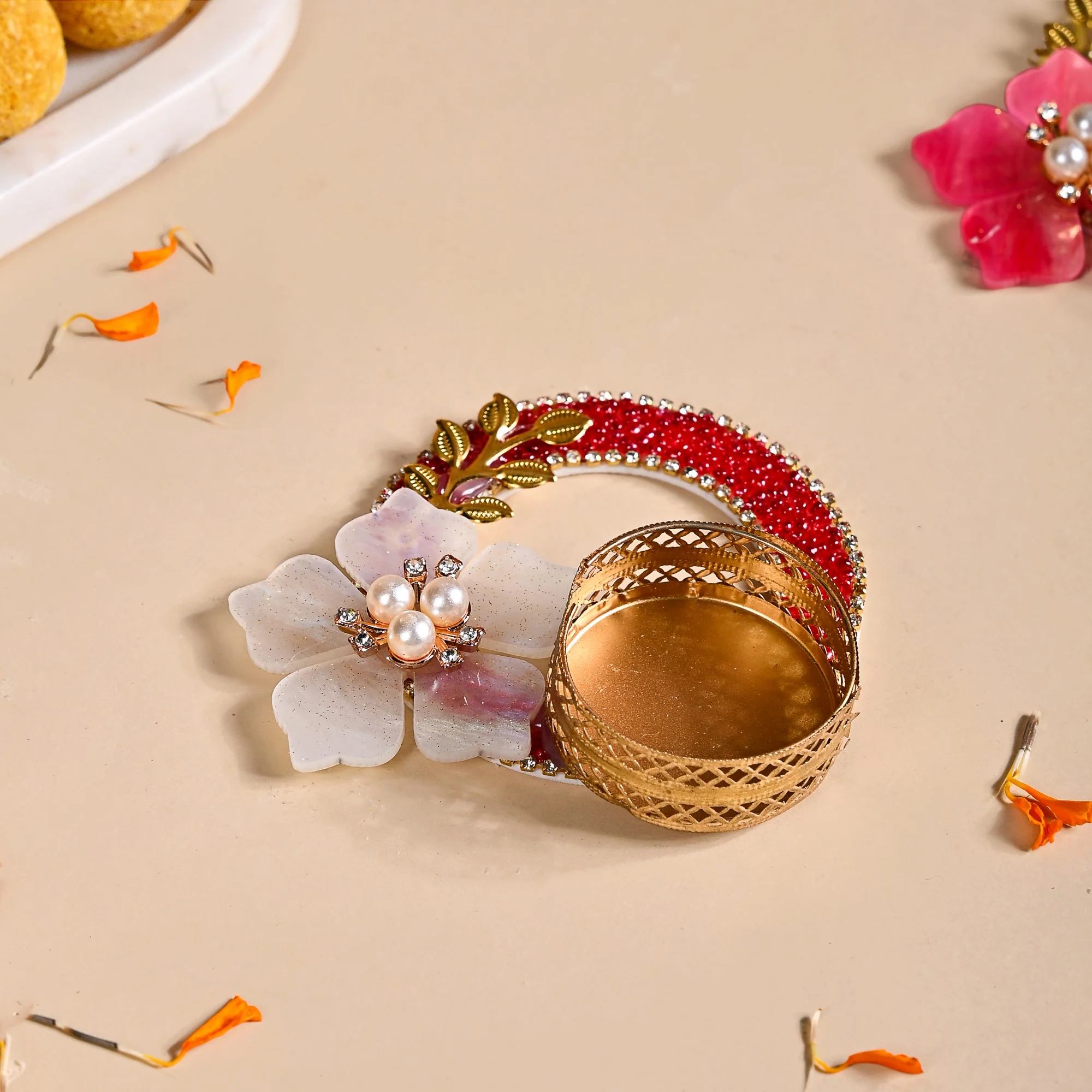 Set Of 6 Floral Ring Tea Light Holders - Image 8