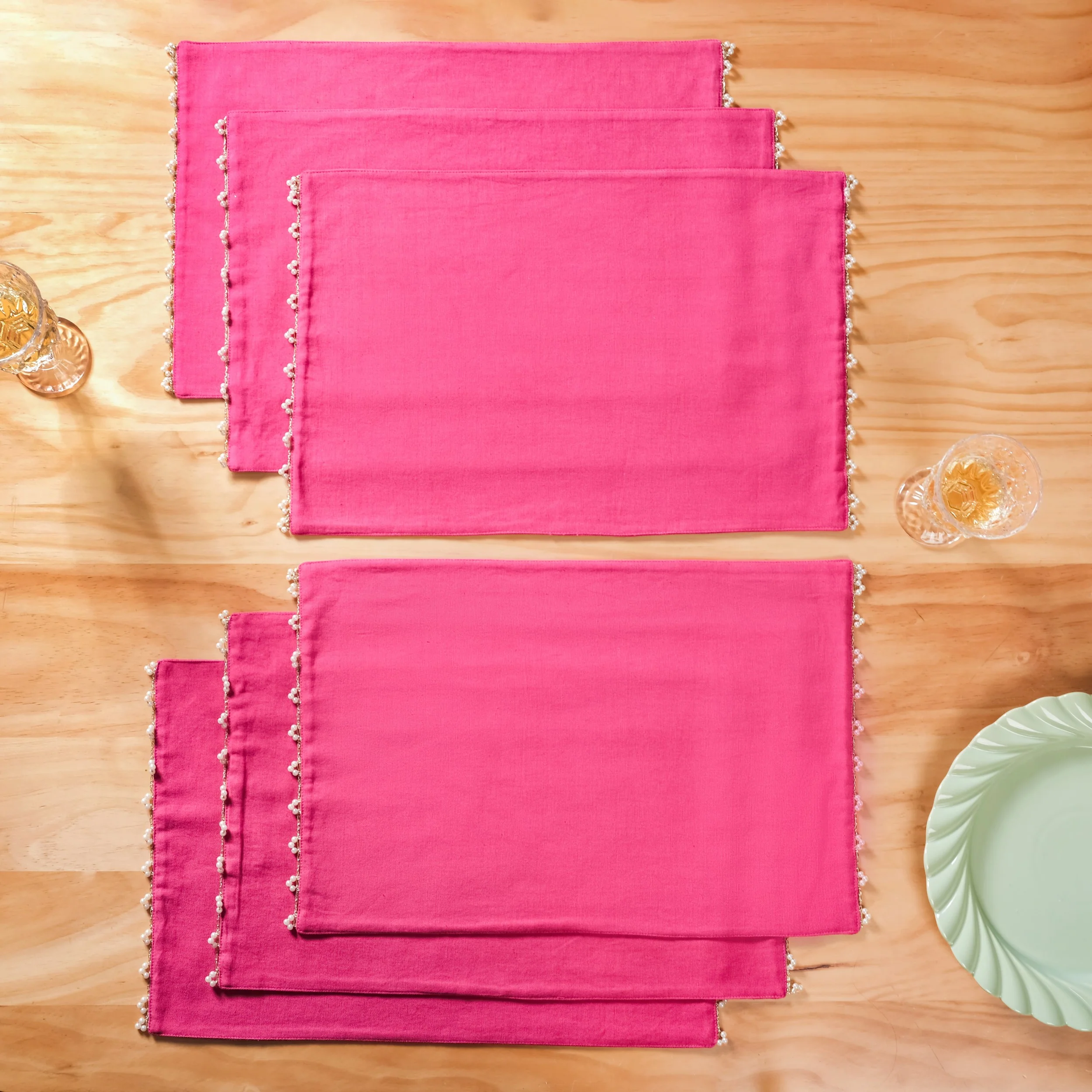 Set Of 7 Embroidered Vibrant Table Mats And Runner Set - Image 8