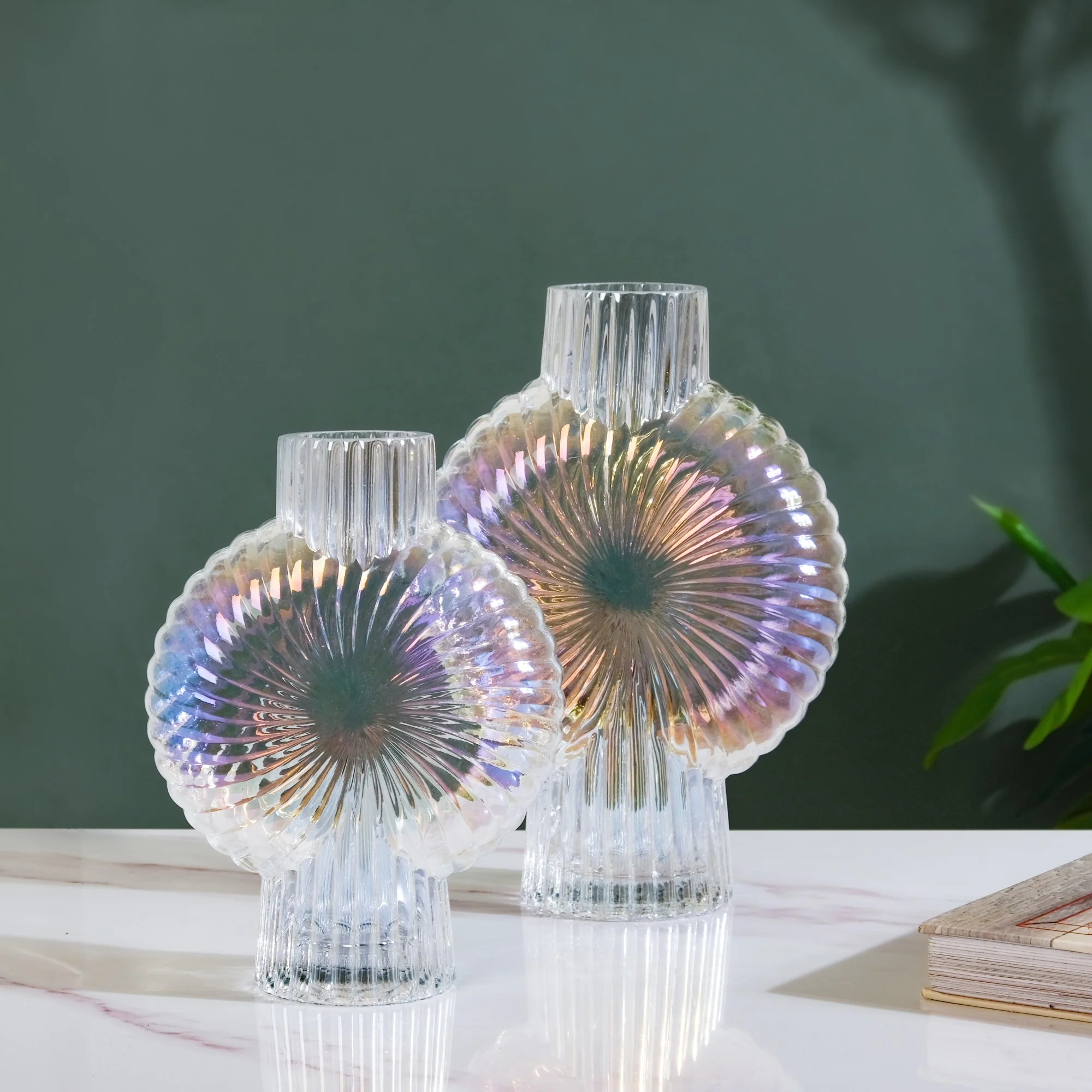 Shimmer Shell Design Glass Vase Small - Image 10