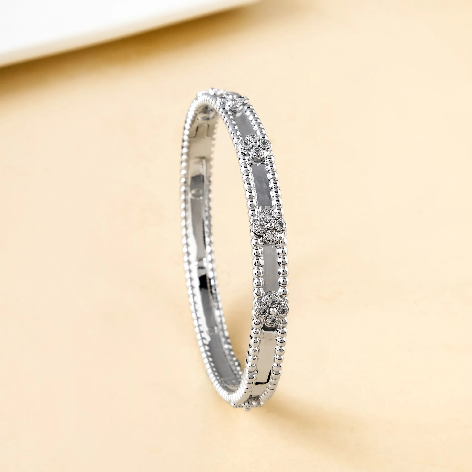 Silver Bloom Metal Bangle