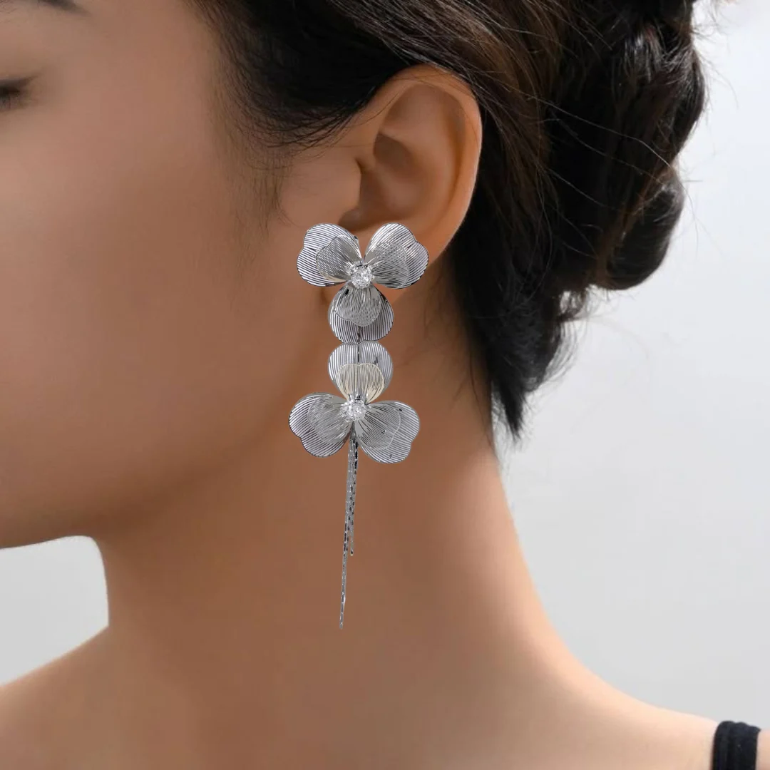 Silver Clover Leaf Tassel Dangler Earrings - Image 2