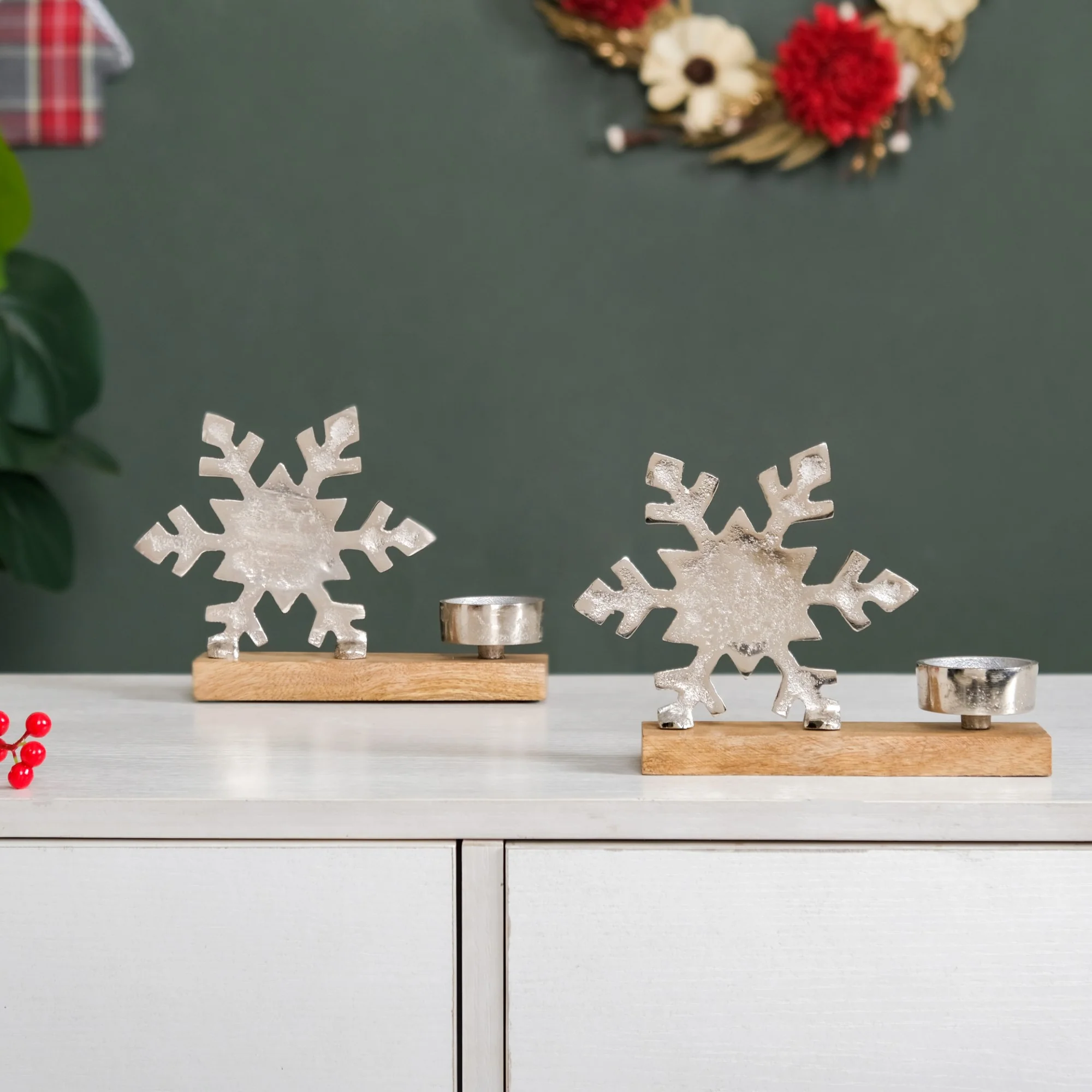 Silver Snowflake Decor Tea Light Holder Set Of 2 - Image 3