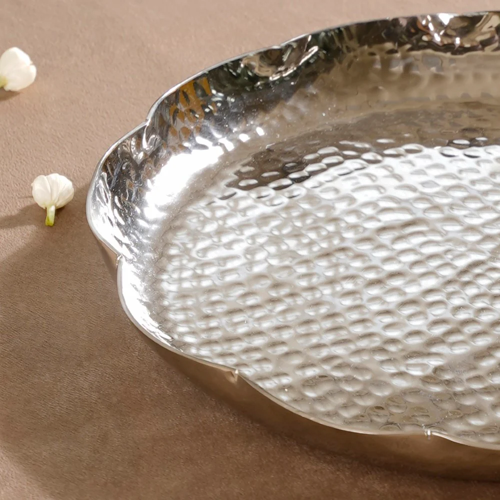 Silver Urli Tray With Flower Shape Set Of 2 - Image 7