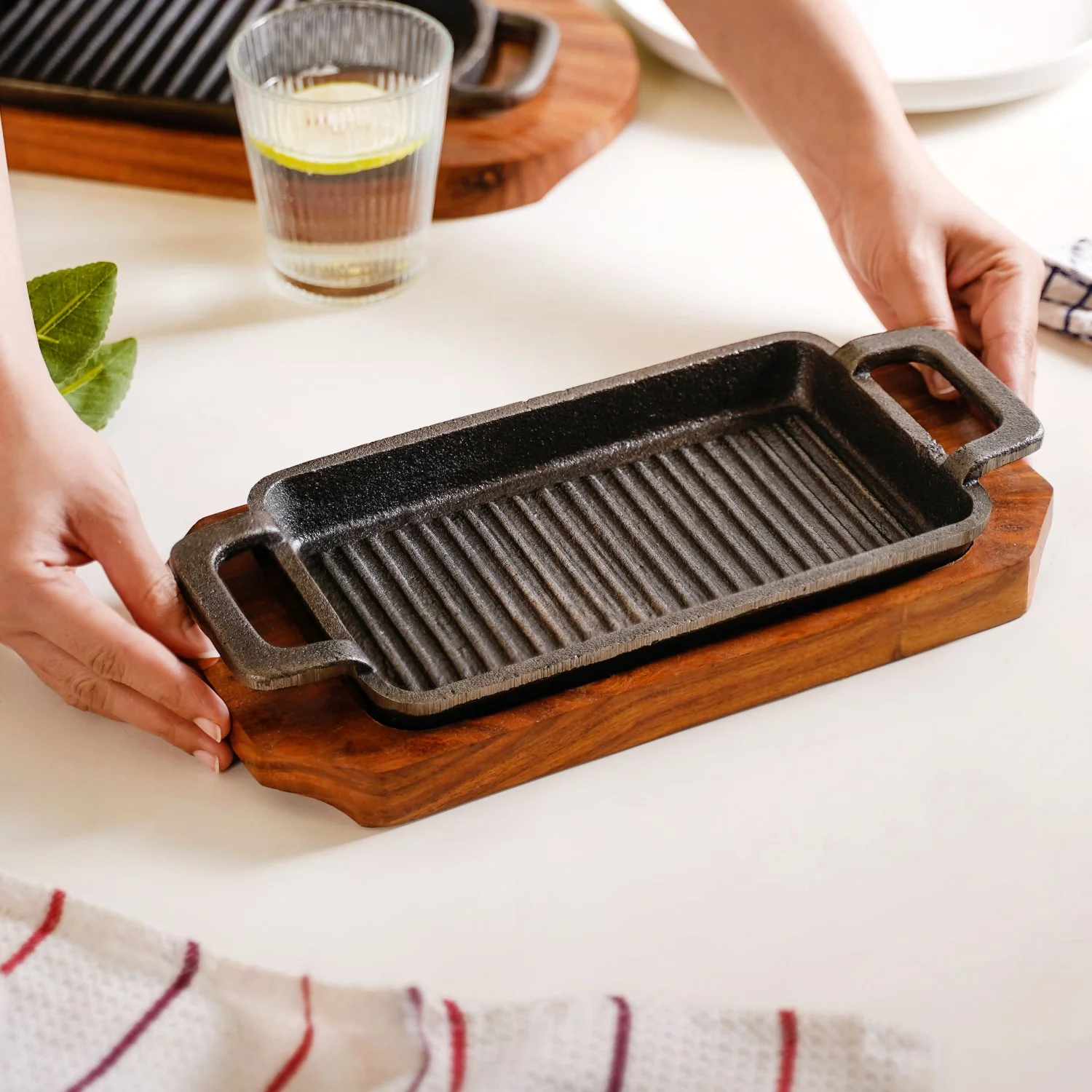 Sizzler Hotplate Grill With Wooden Tray - Image 3