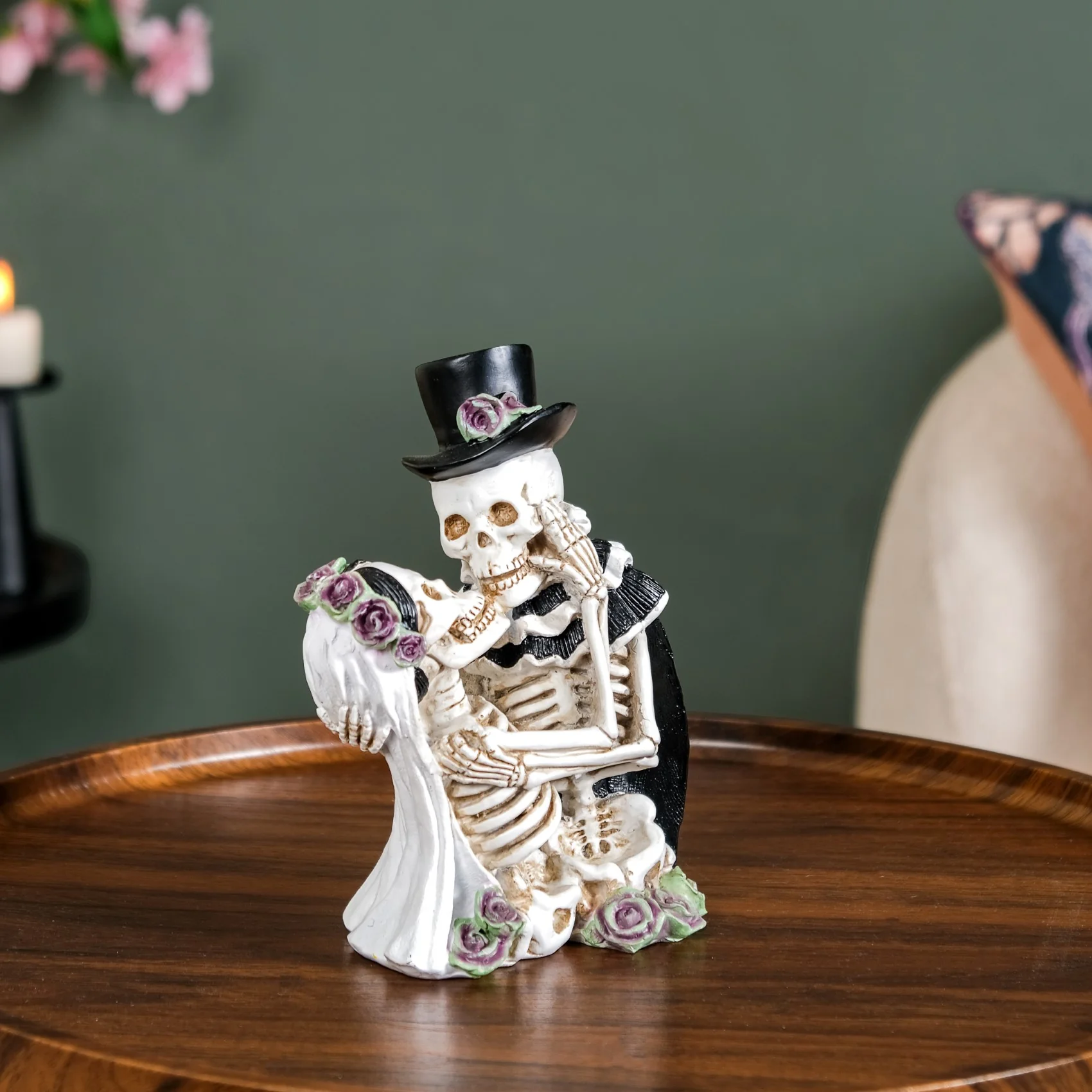 Skeleton Bride And Groom Decor Showpiece - Image 3