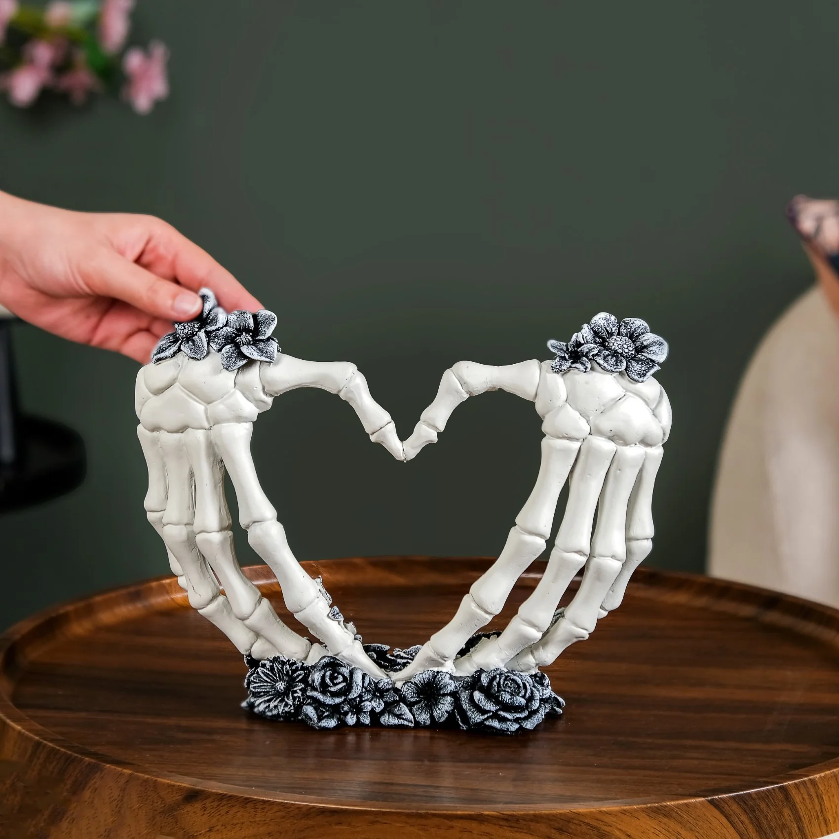 Skeleton Love Hands Decor Showpiece - Image 2