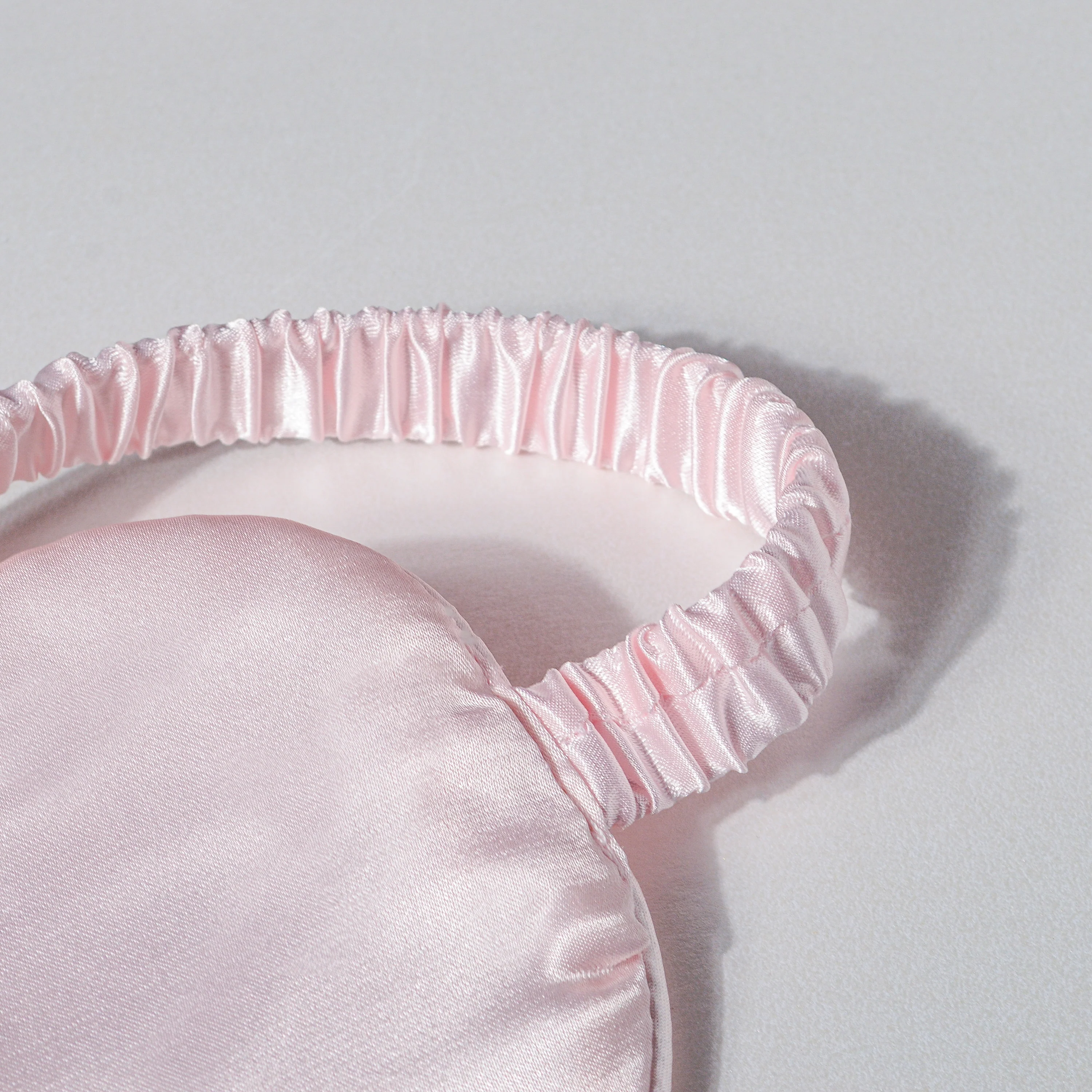 Sleepy Eyes Satin Eye Mask With Pouch Pink - Image 5