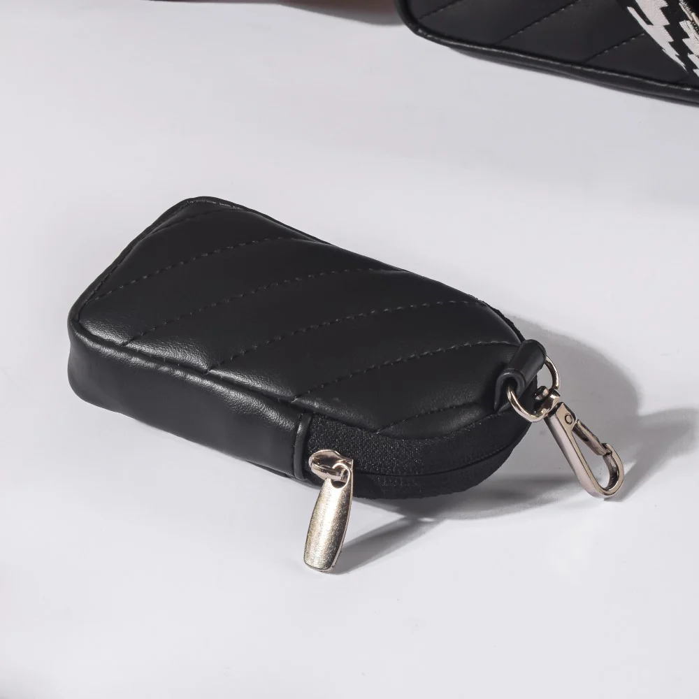 Sling Bag Black - Image 10