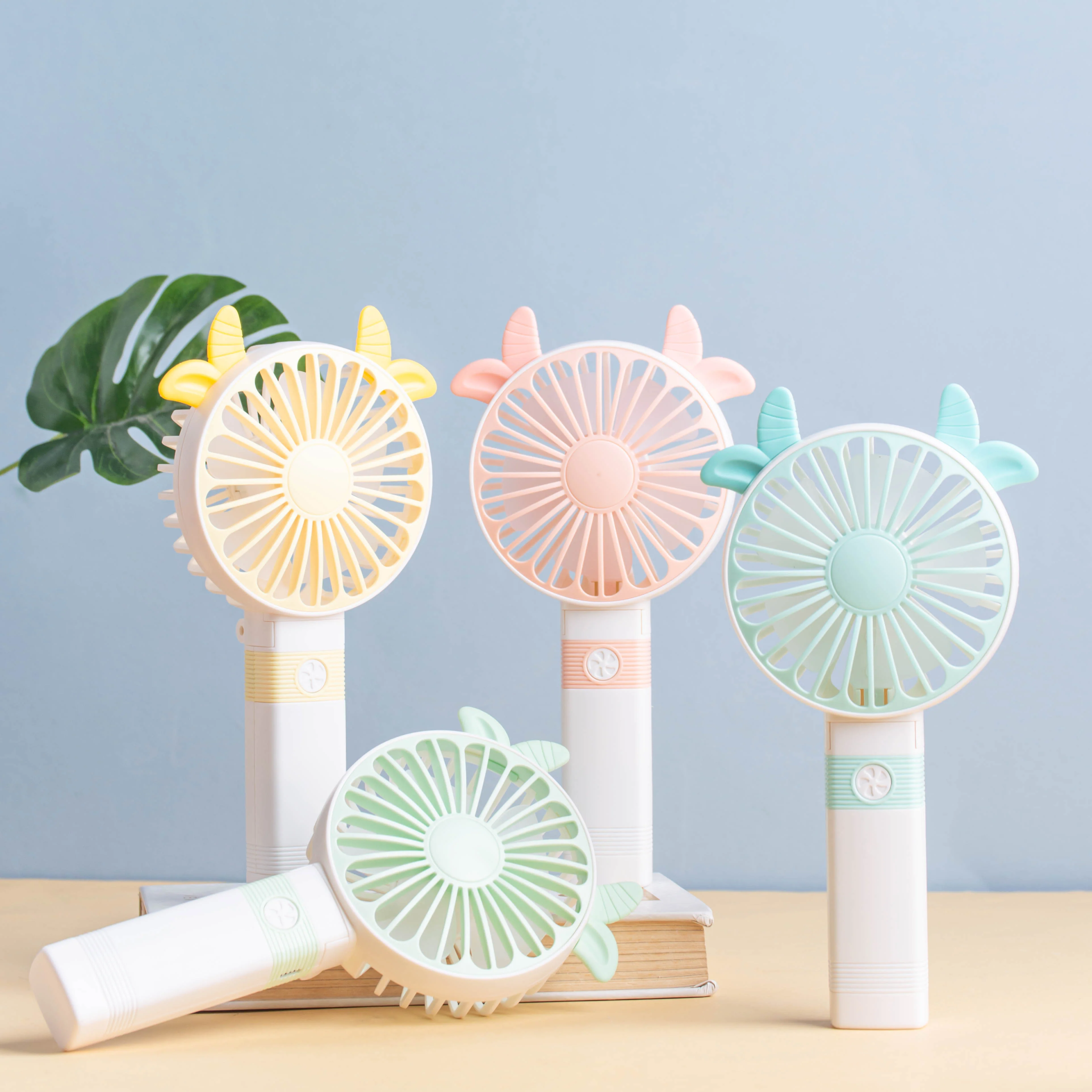 Small Portable Fan - Image 2
