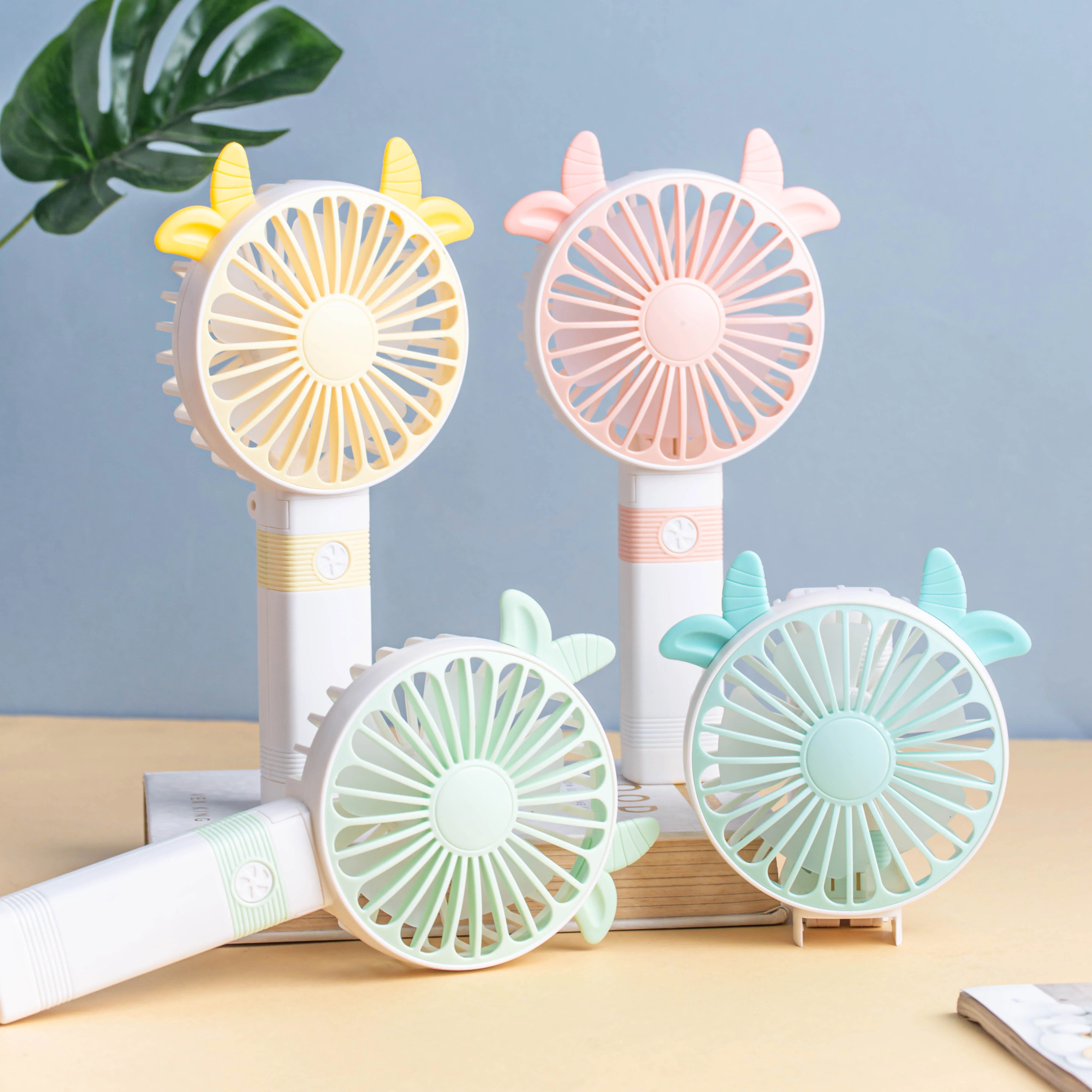 Small Portable Fan - Image 3