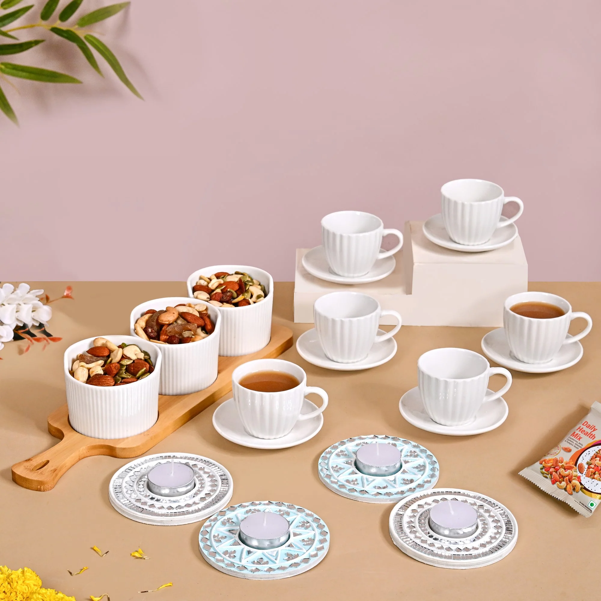 Snack And Tea Festive Gift Hamper