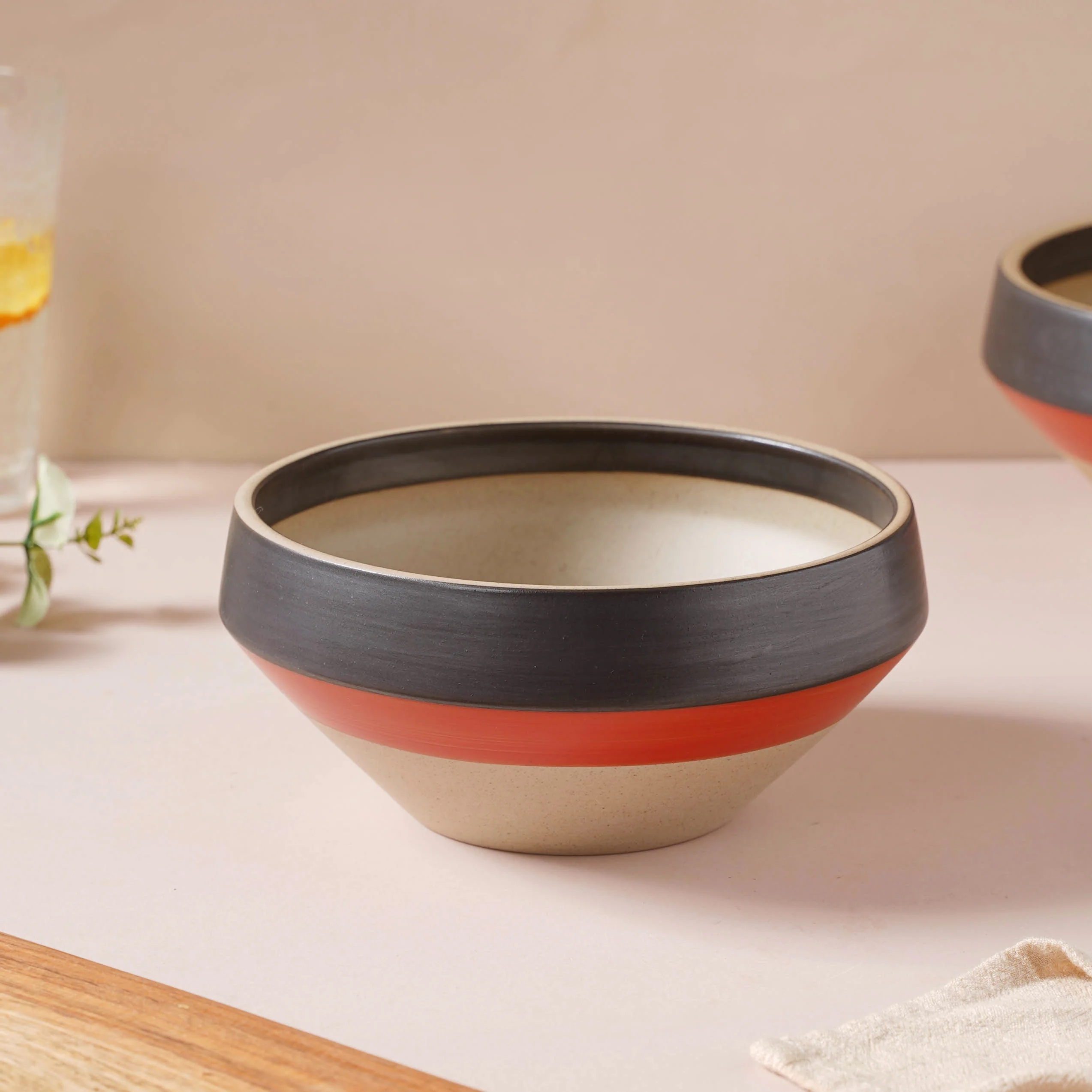 Soboku Red And Black Small Serving Bowl 6.5 Inch 1 L - Image 5