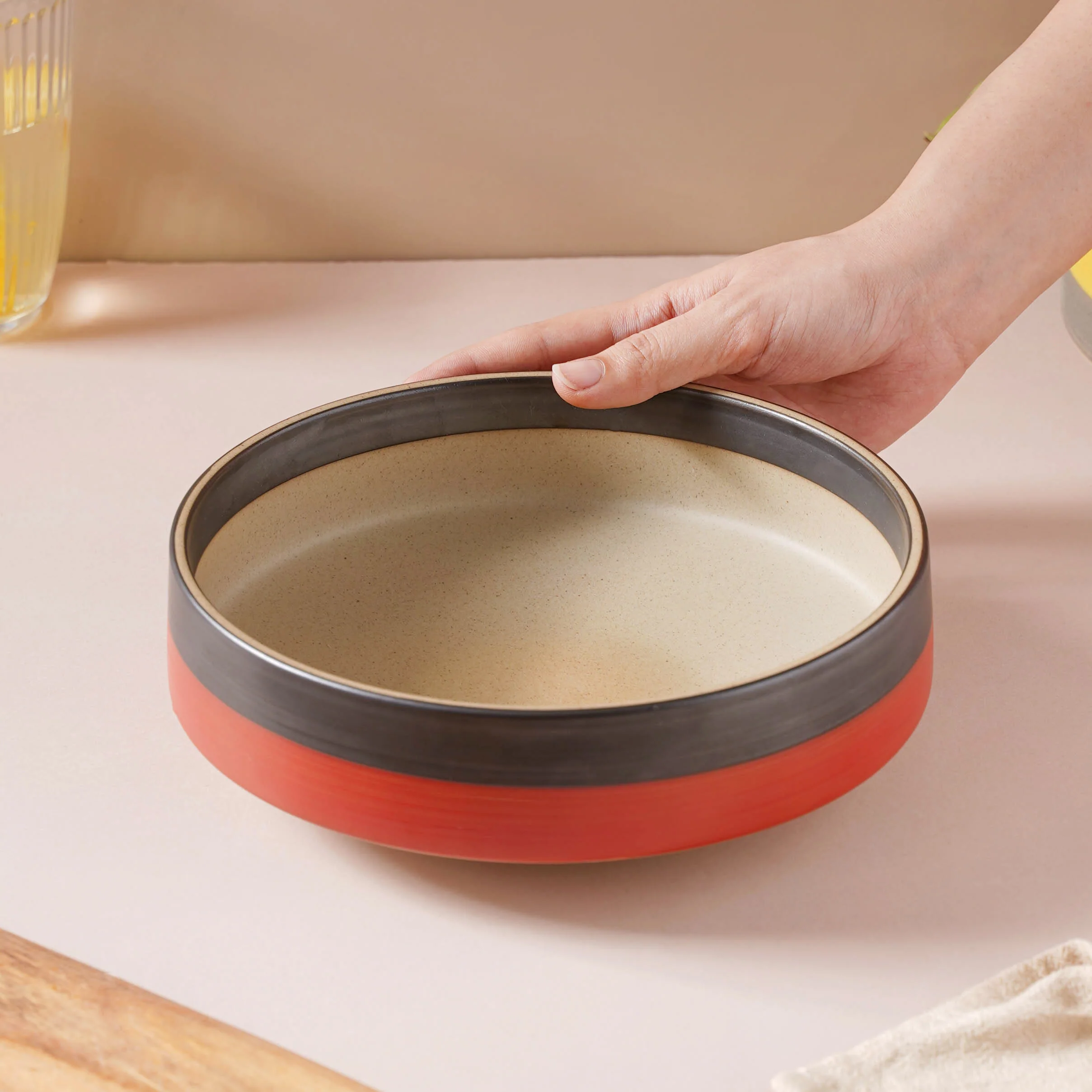 Soboku Serving Bowl Red 8 Inch 1.1 L - Image 3