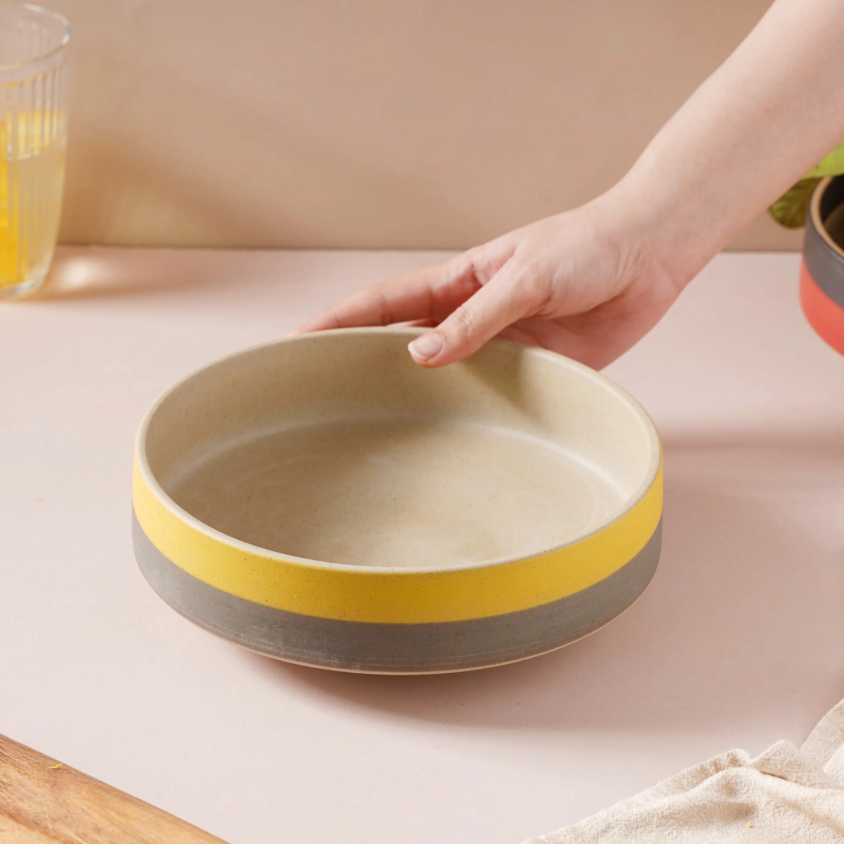Soboku Serving Bowl Yellow 8 Inch 1.1 L - Image 3