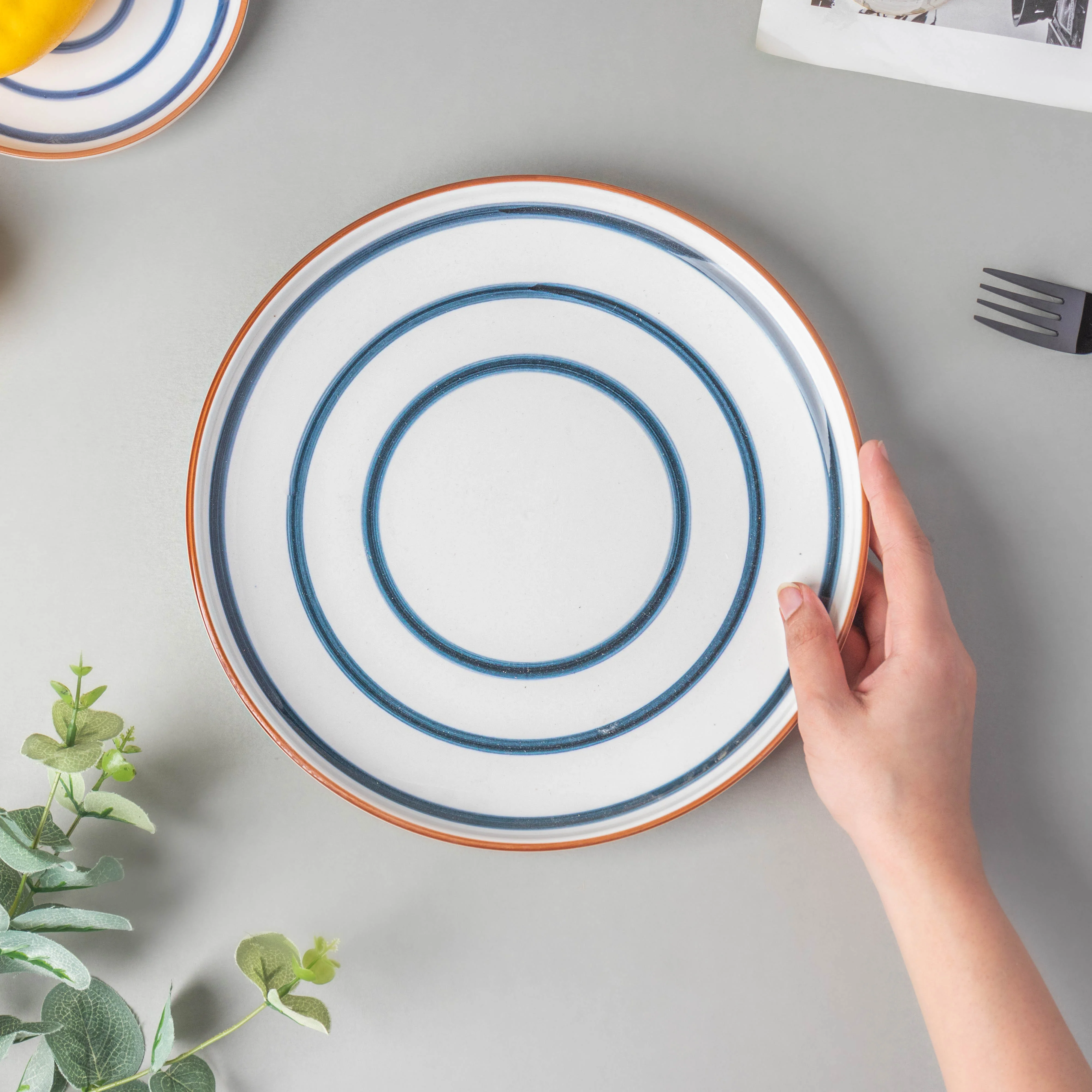 Spiral Dinner Plate Blue 10 Inch - Image 2