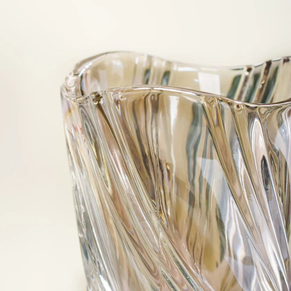 Spiral Winds Glass Flower Vase Amber Small 9 Inch - Image 4