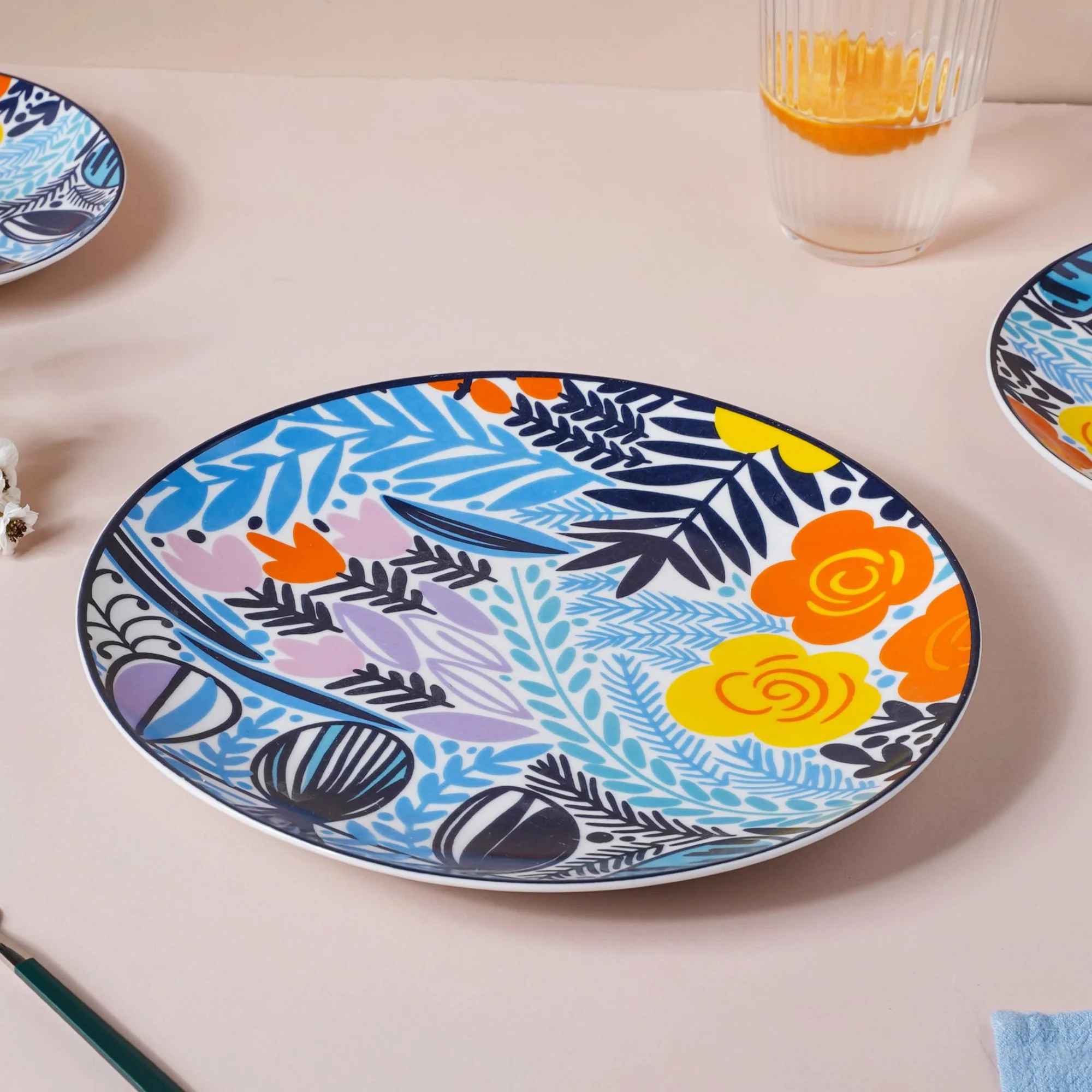 Spring Printed Ceramic Multicolour Dinner Plate 10.5 Inch - Image 3