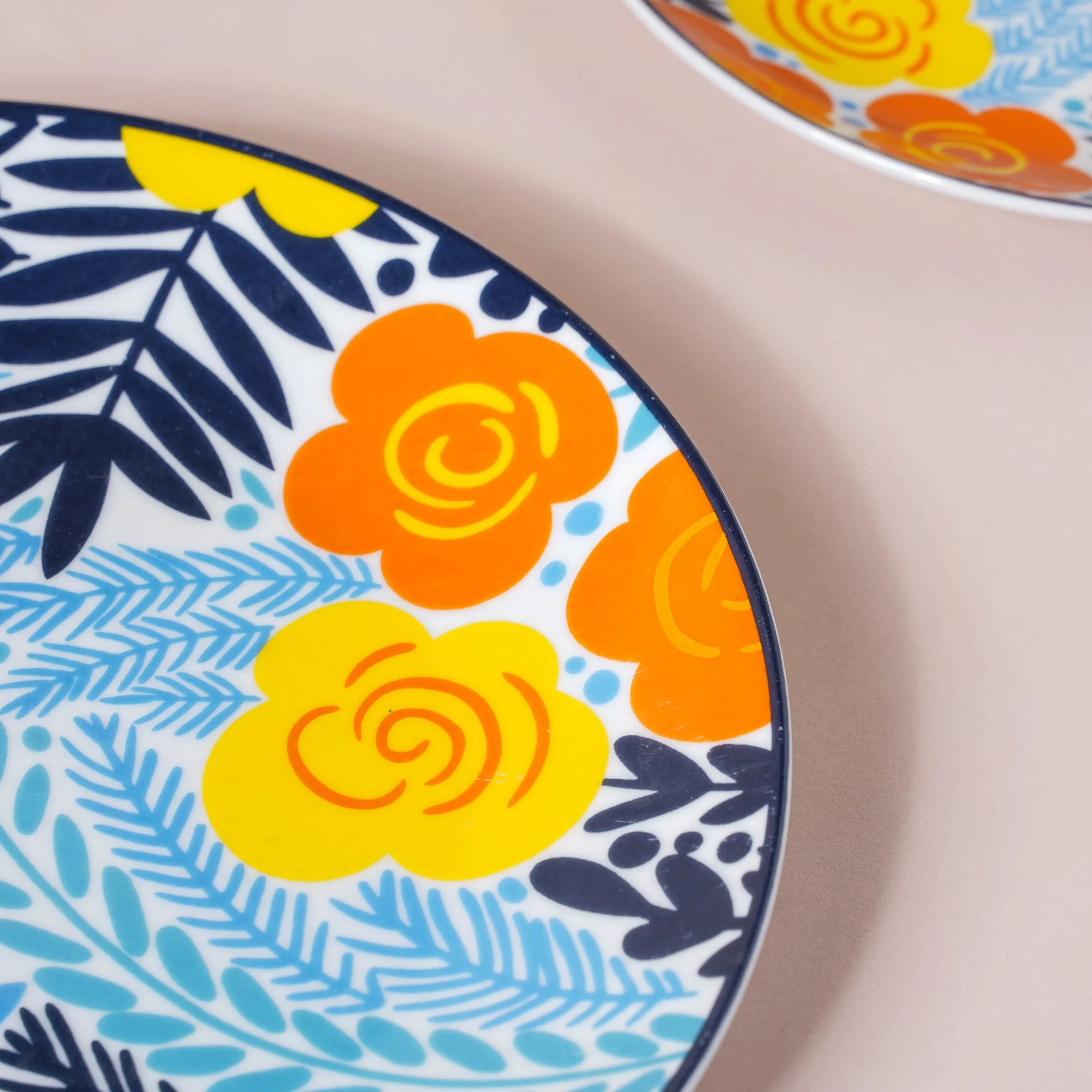Spring Printed Ceramic Multicolour Dinner Plate 10.5 Inch - Image 4