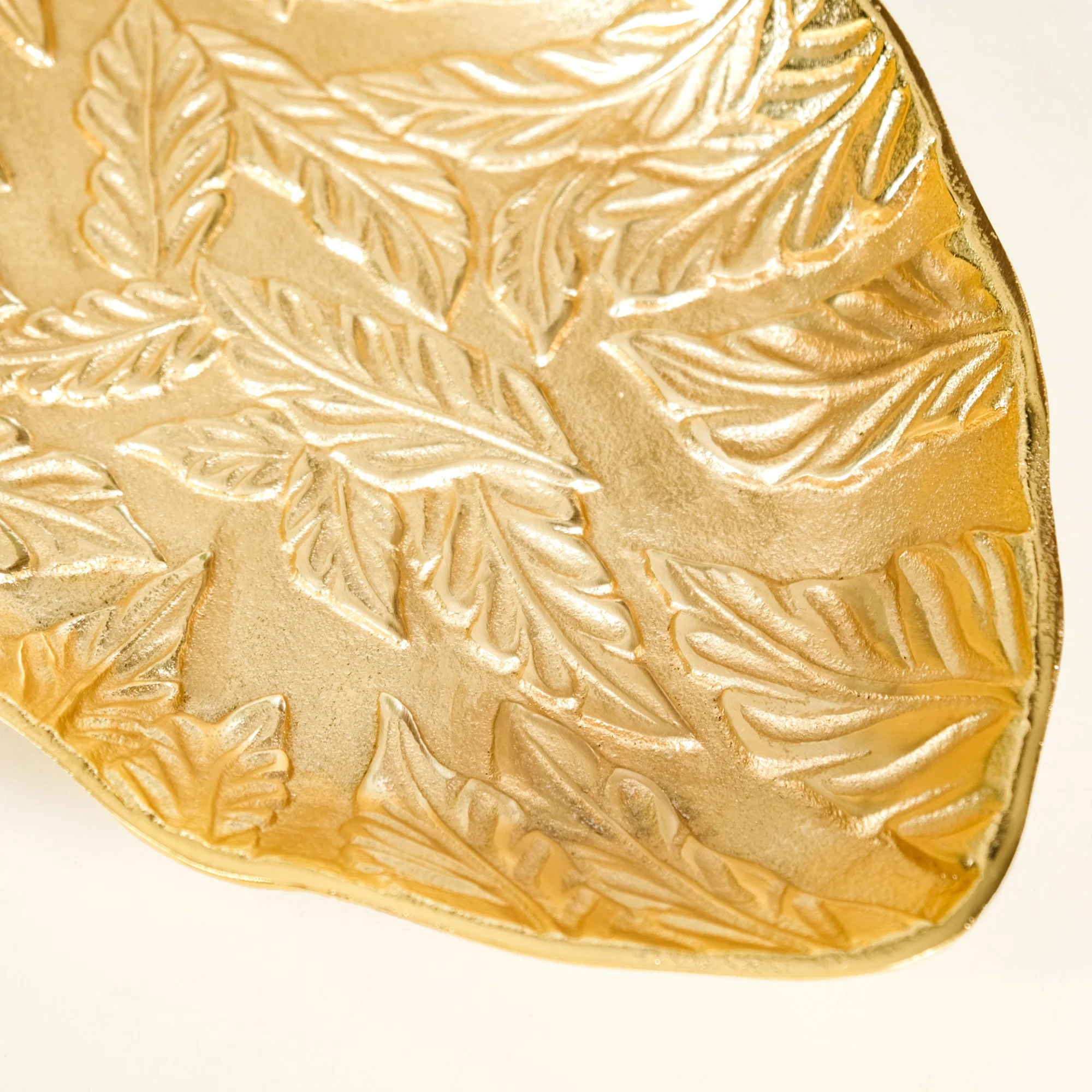 Statement Leaf Embossed Large Table Decorative Tray - Image 9