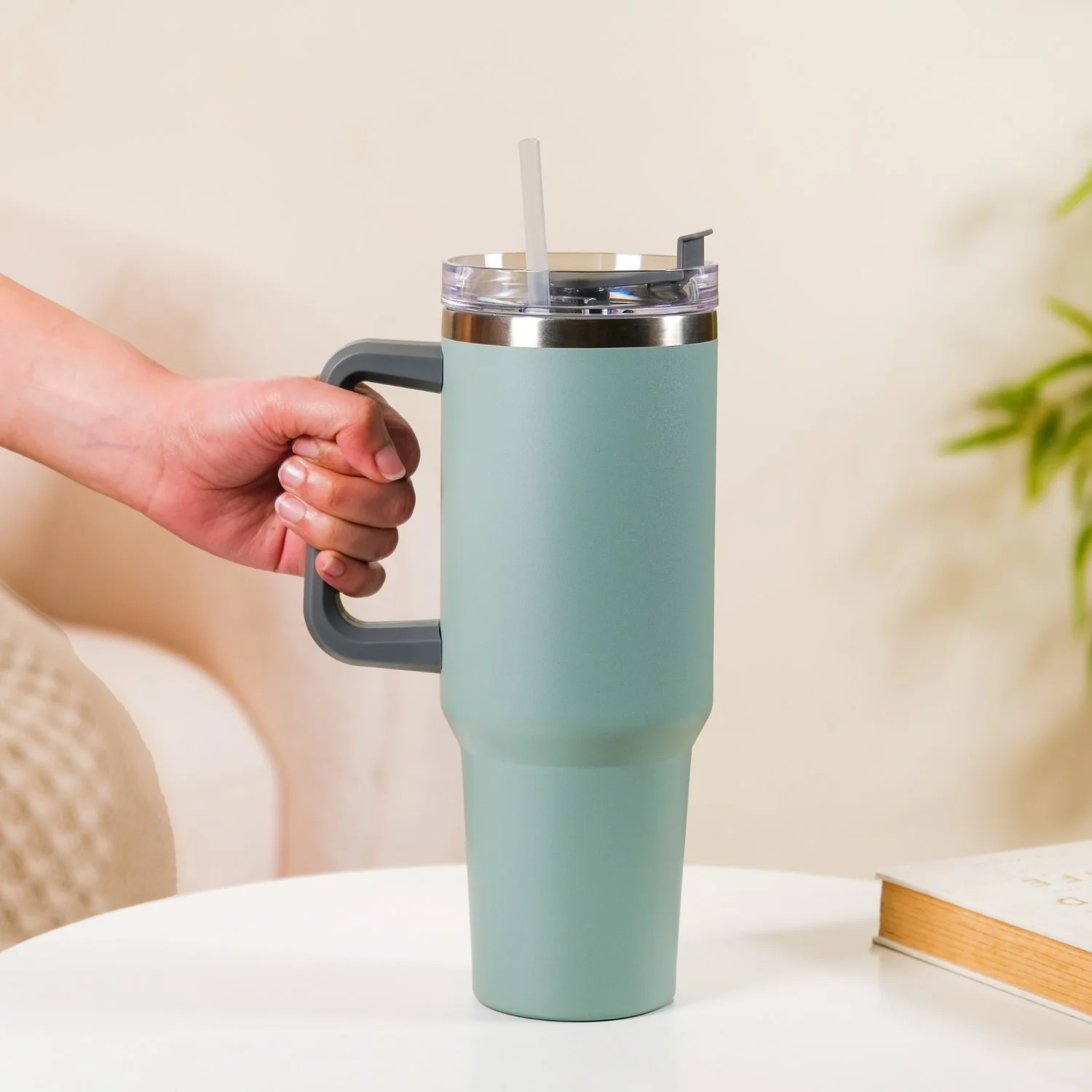 Steel Drink Bottle With Handle For Travel Leakproof Insulated Green 1200ml - Image 2