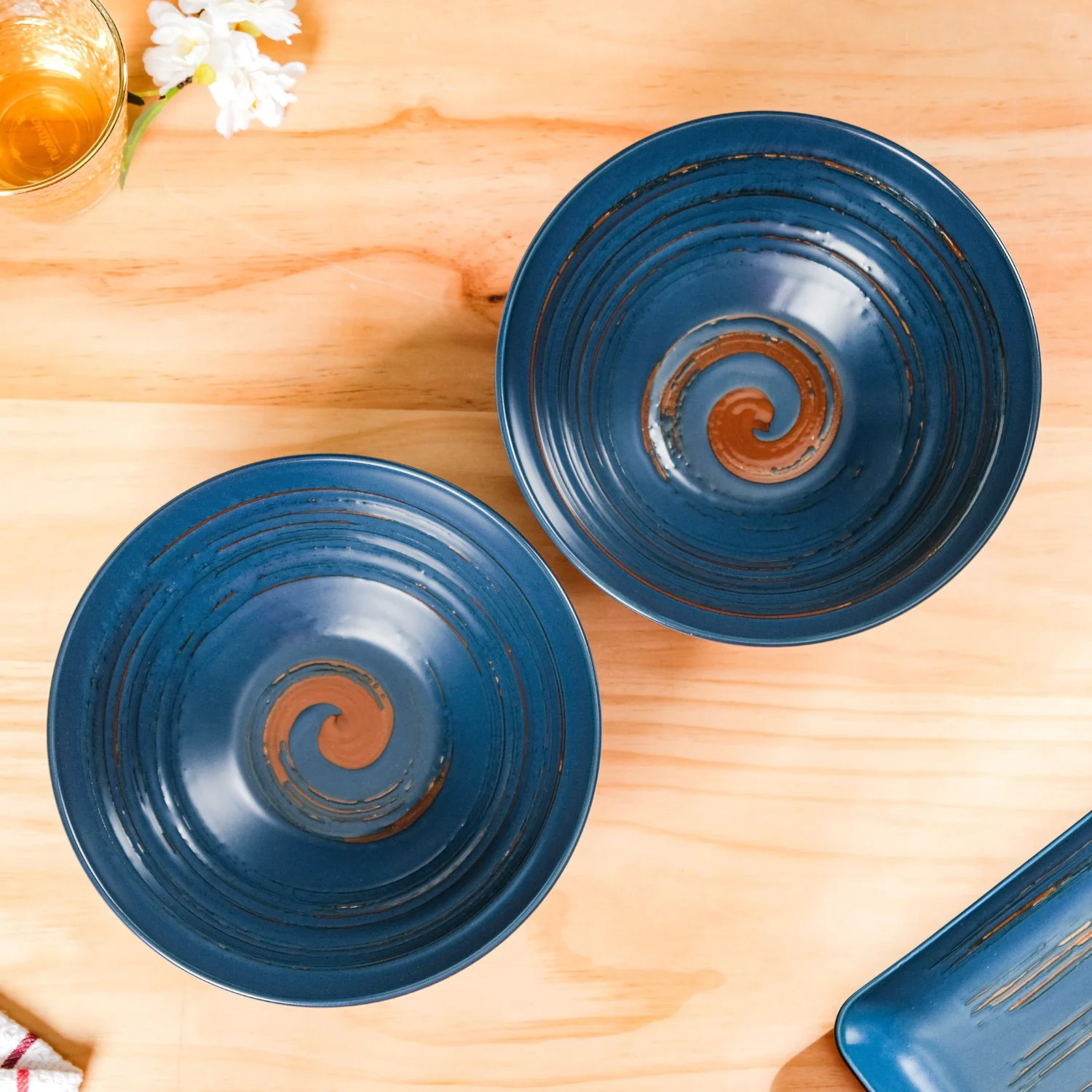 Stoneware Ceramic Serving Bowl Navy Blue Set Of 2 1200ml - Image 3