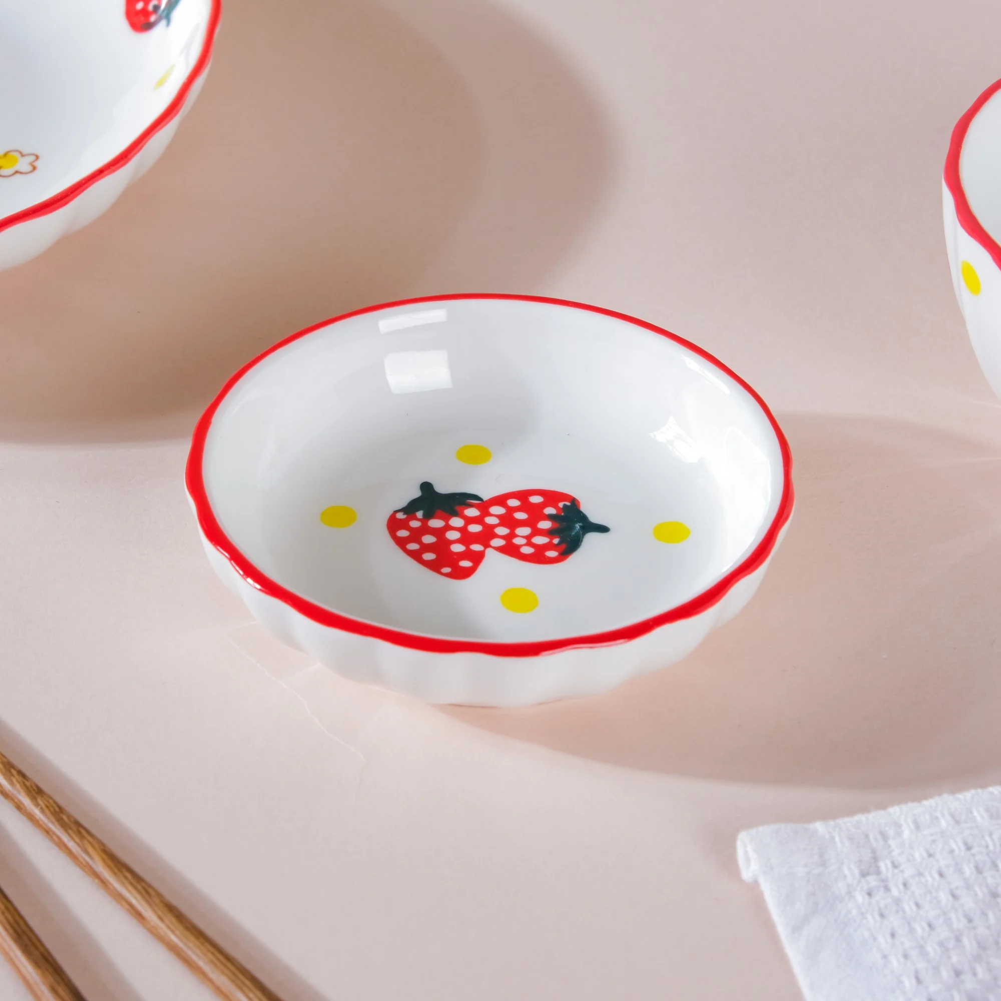 Strawberry 11 Piece Dinner Set For 2 - Image 6