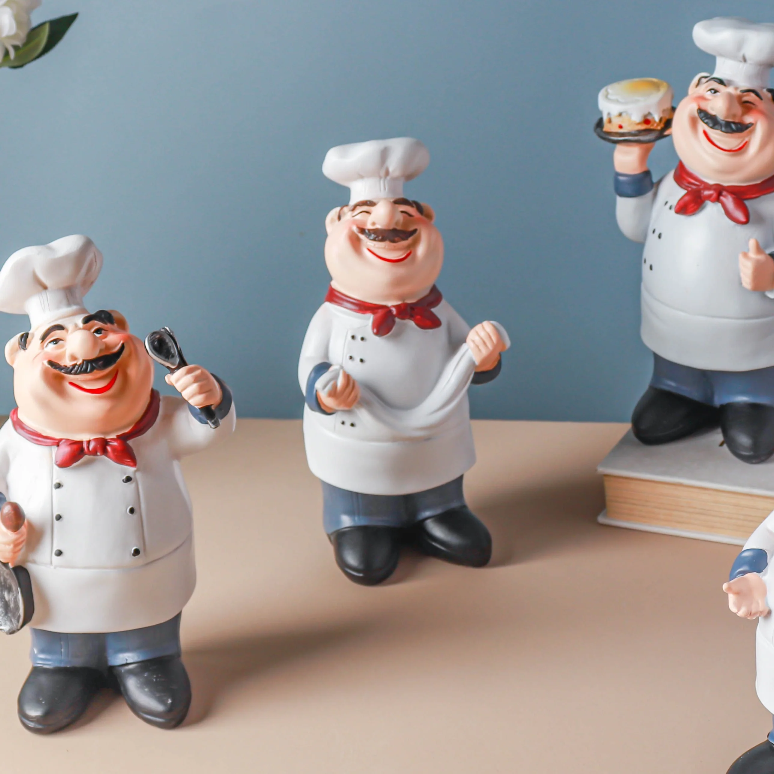 Stubby Chef With Napkin - Image 5
