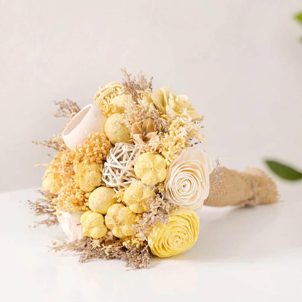 Sustainable Dried Flower Bouquet Yellow - Image 4