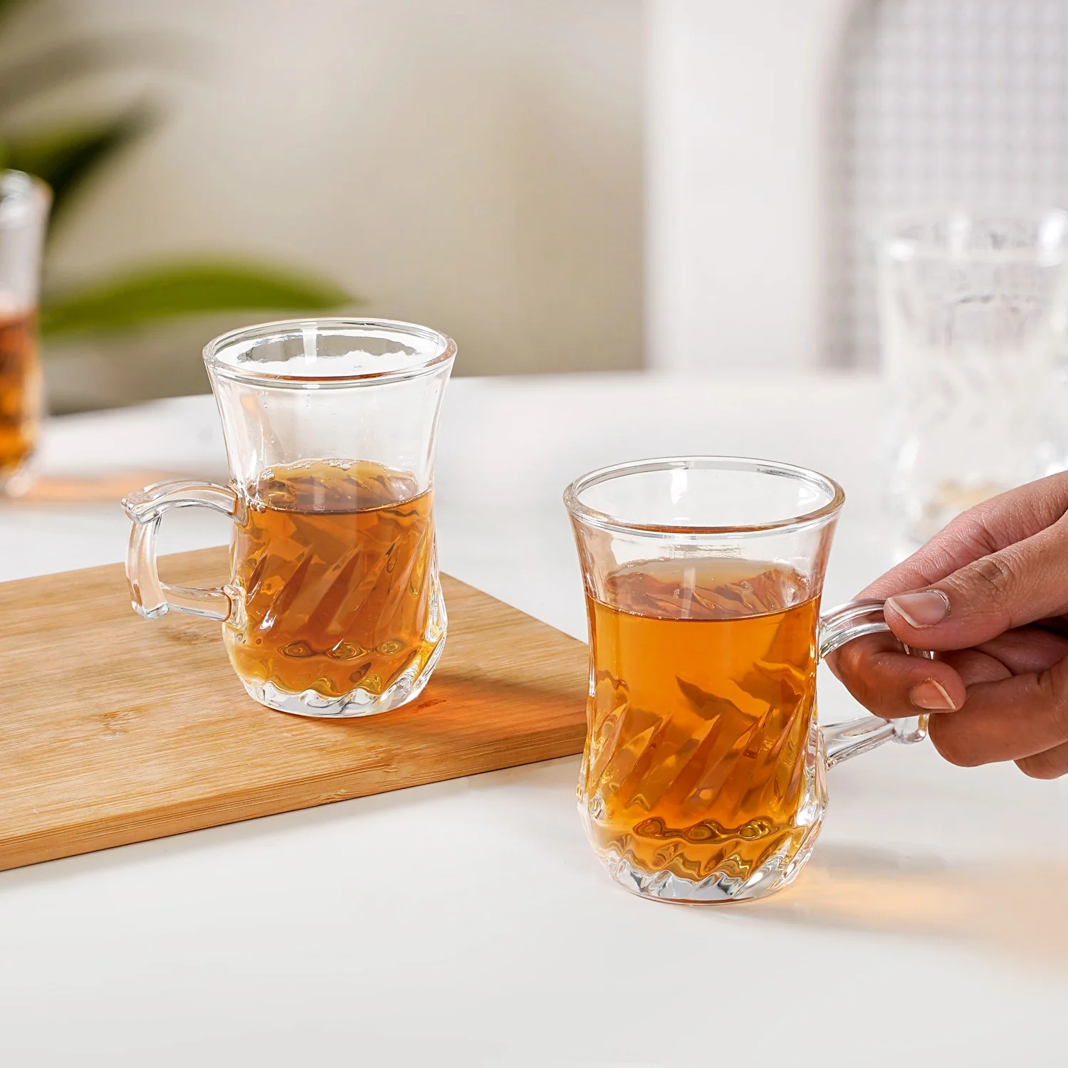 Swirl Glass Tulip Tea Cup Set Of 6 150ml - Image 3