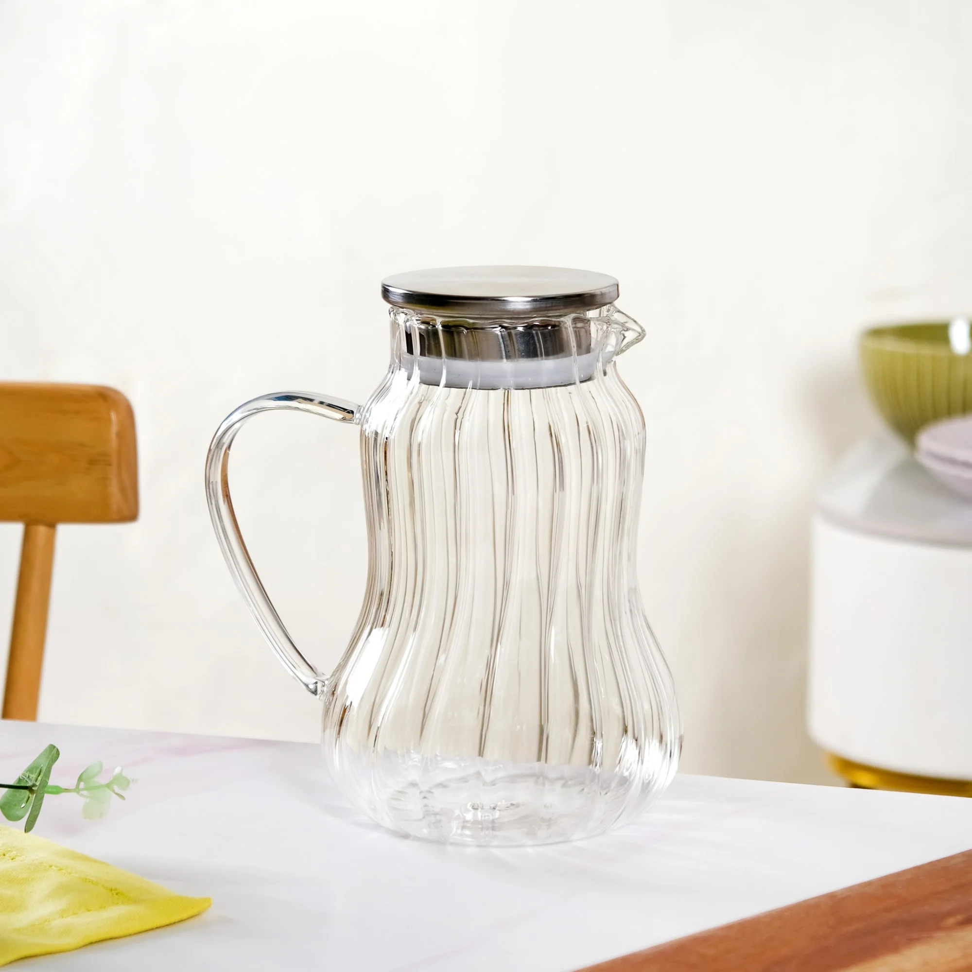 Tall Borosilicate Glass Jug 1950ml - Image 3