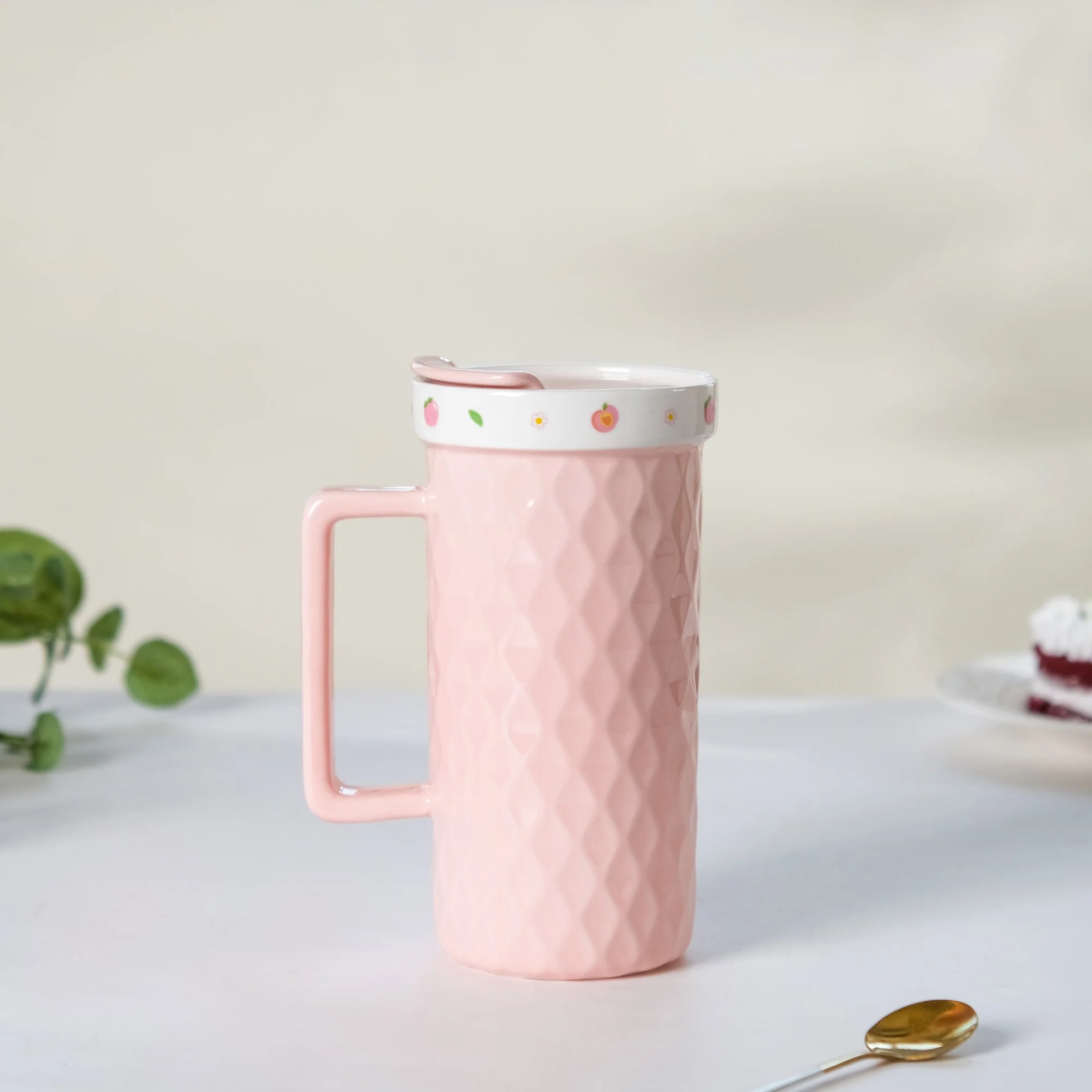 Tall Peach Fruity Cup 550 ml - Image 3