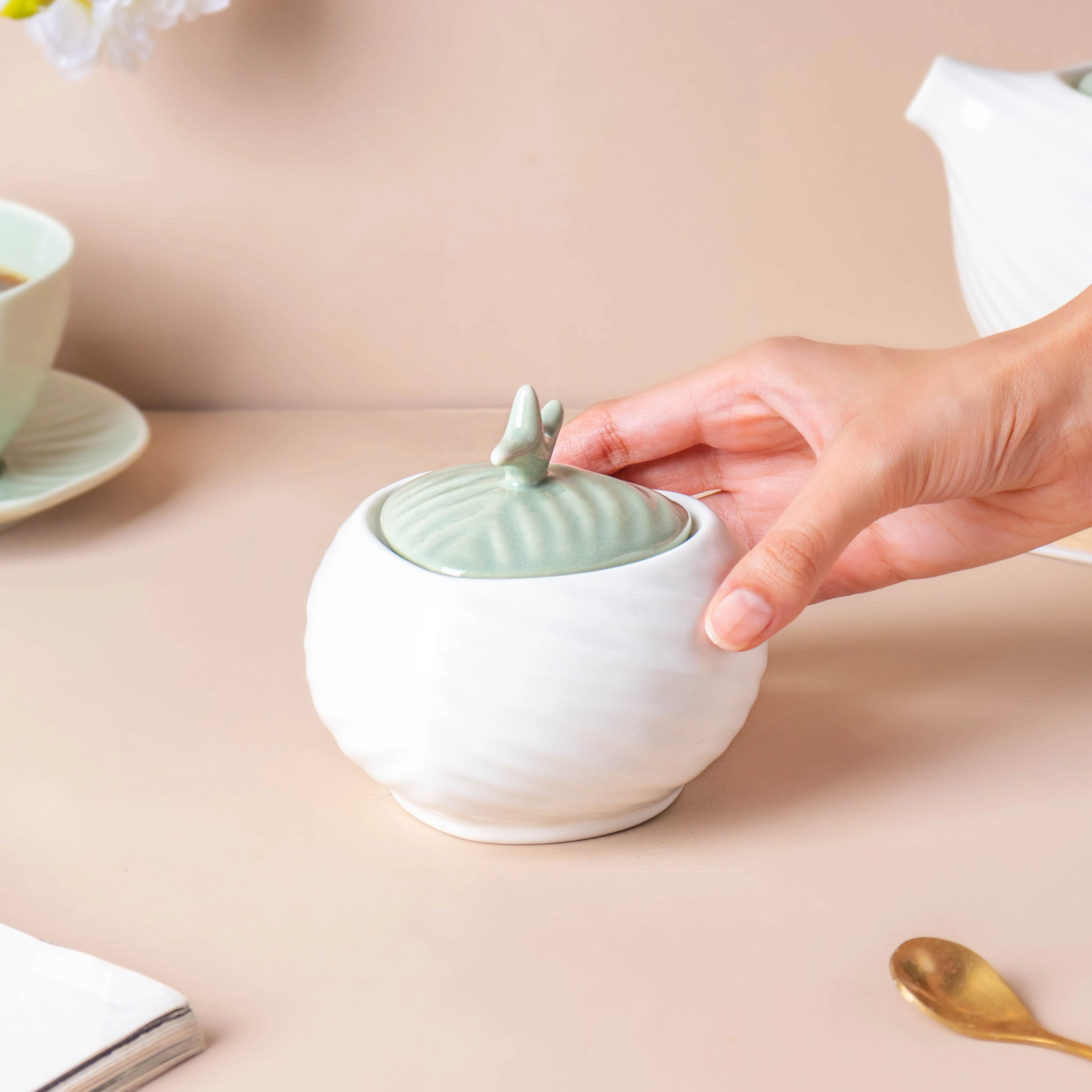 Taro Leaf White Jar With Lid - Image 2