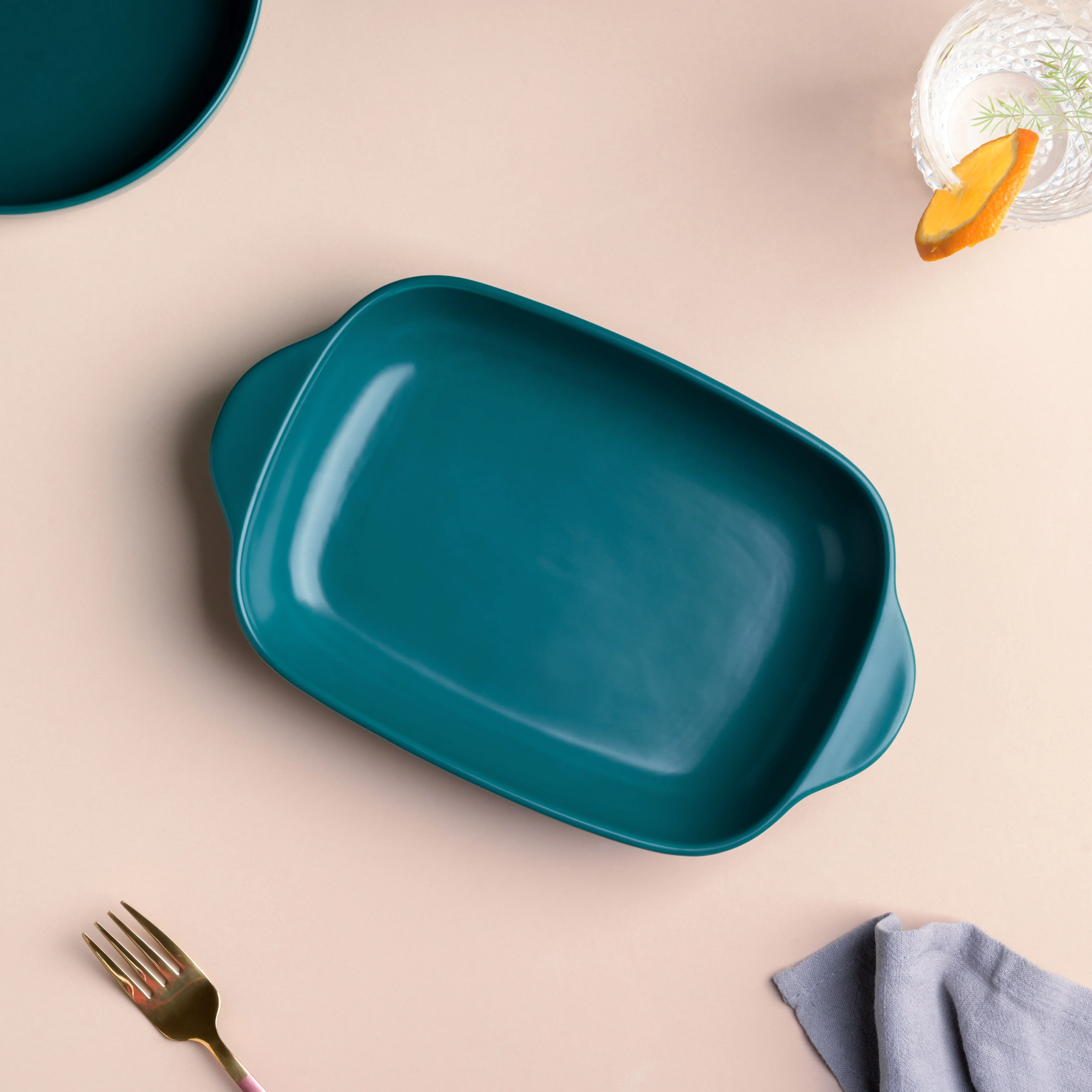 Teal Baking Pan with Handle - Image 3