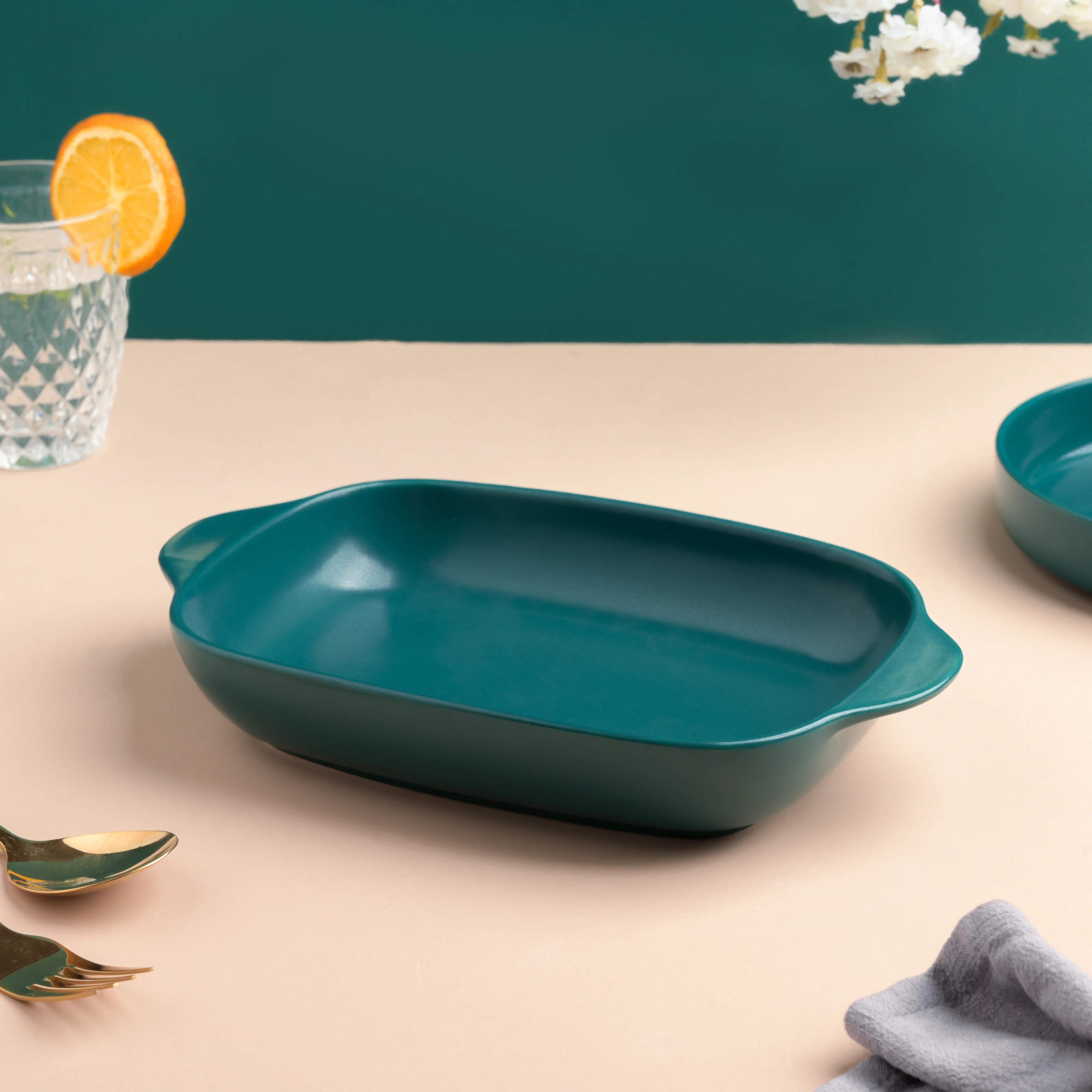 Teal Baking Pan with Handle - Image 5