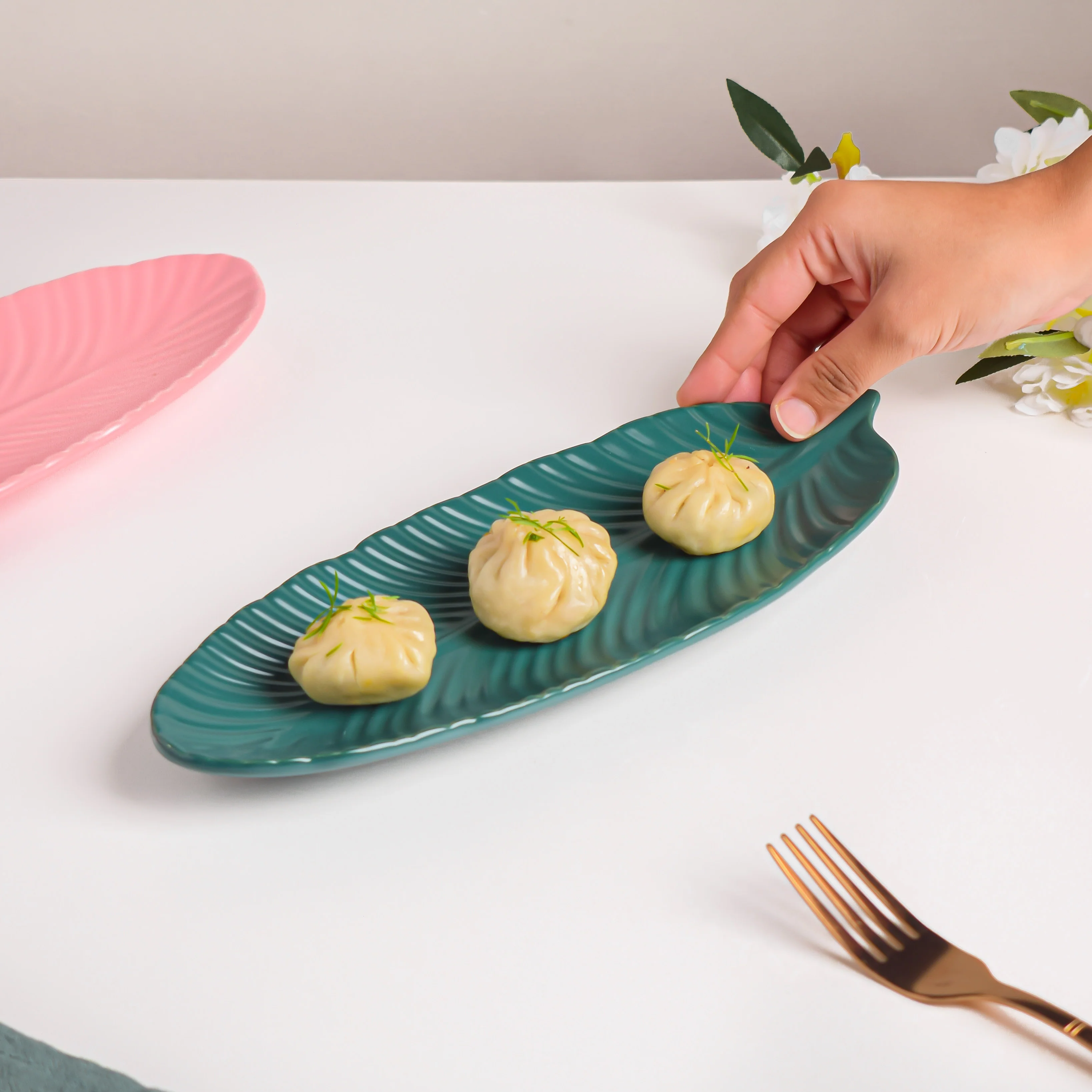 Teal Tantrum Leaf Platter - Image 2