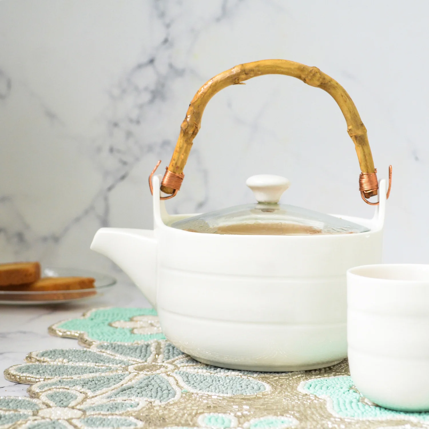 MAGNIFIQUE tea pot set - white with glass lid - Image 2
