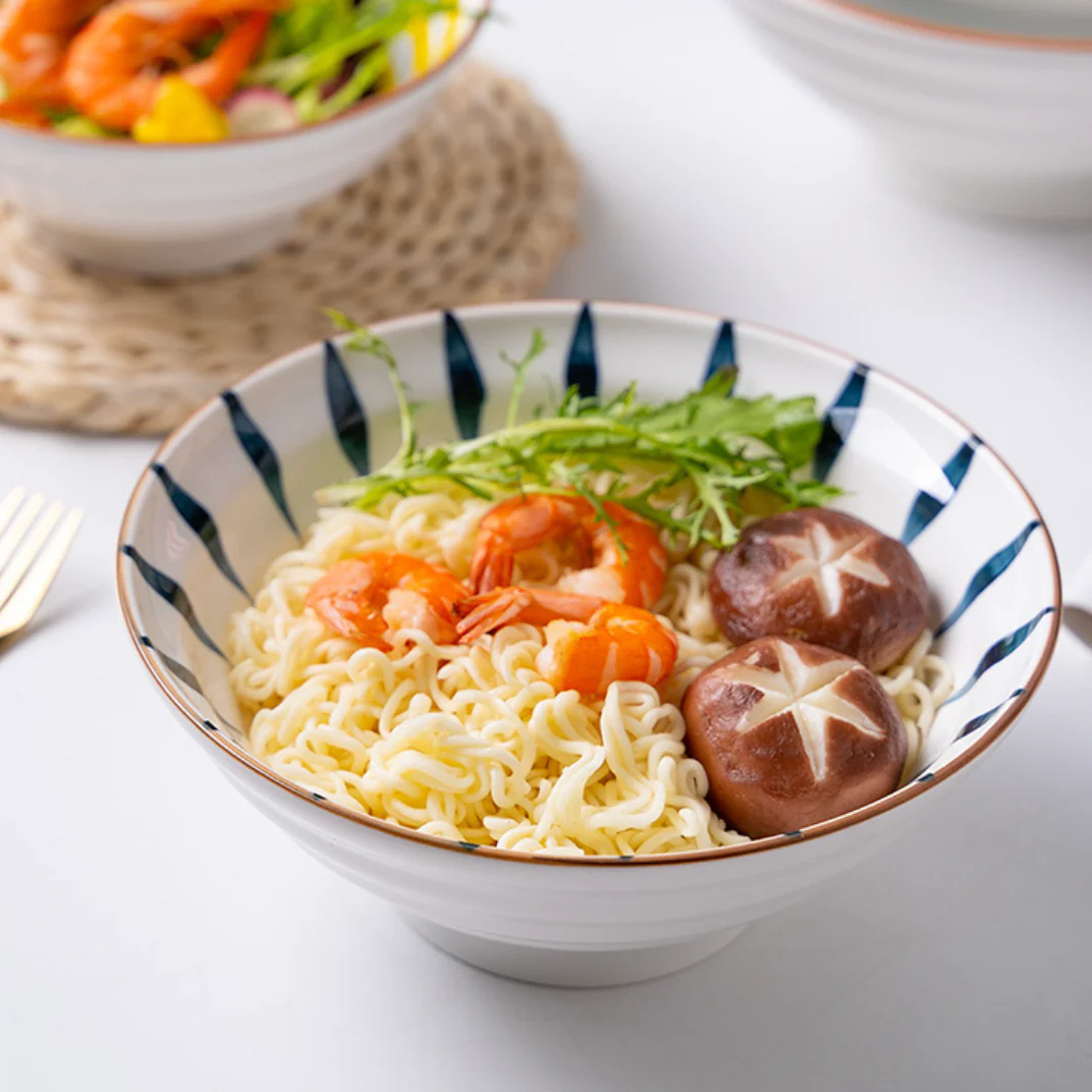 Teardrop Textured Ramen Bowl Blue 550 ml - Image 9
