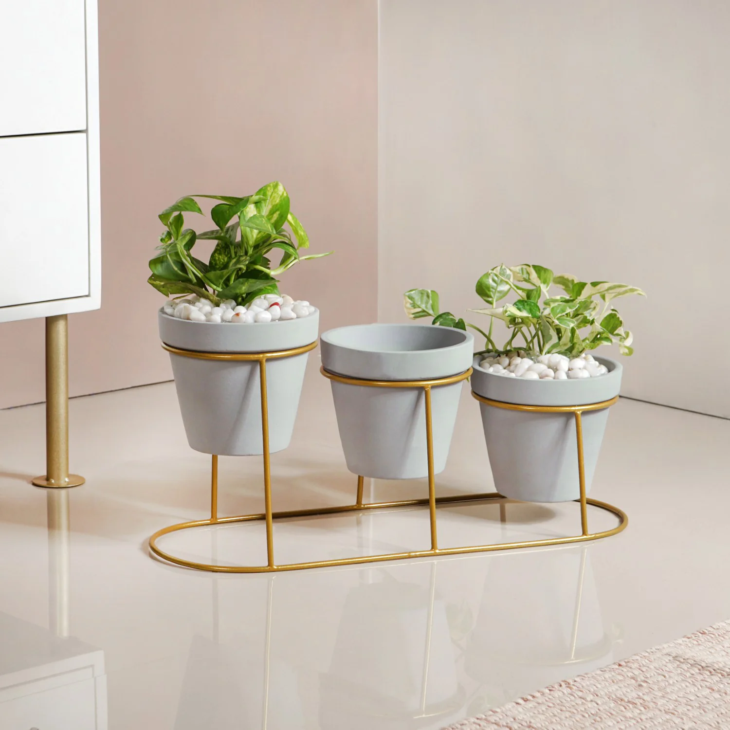 TerraGold Triple Planter With Gold Metal Stand - Image 9