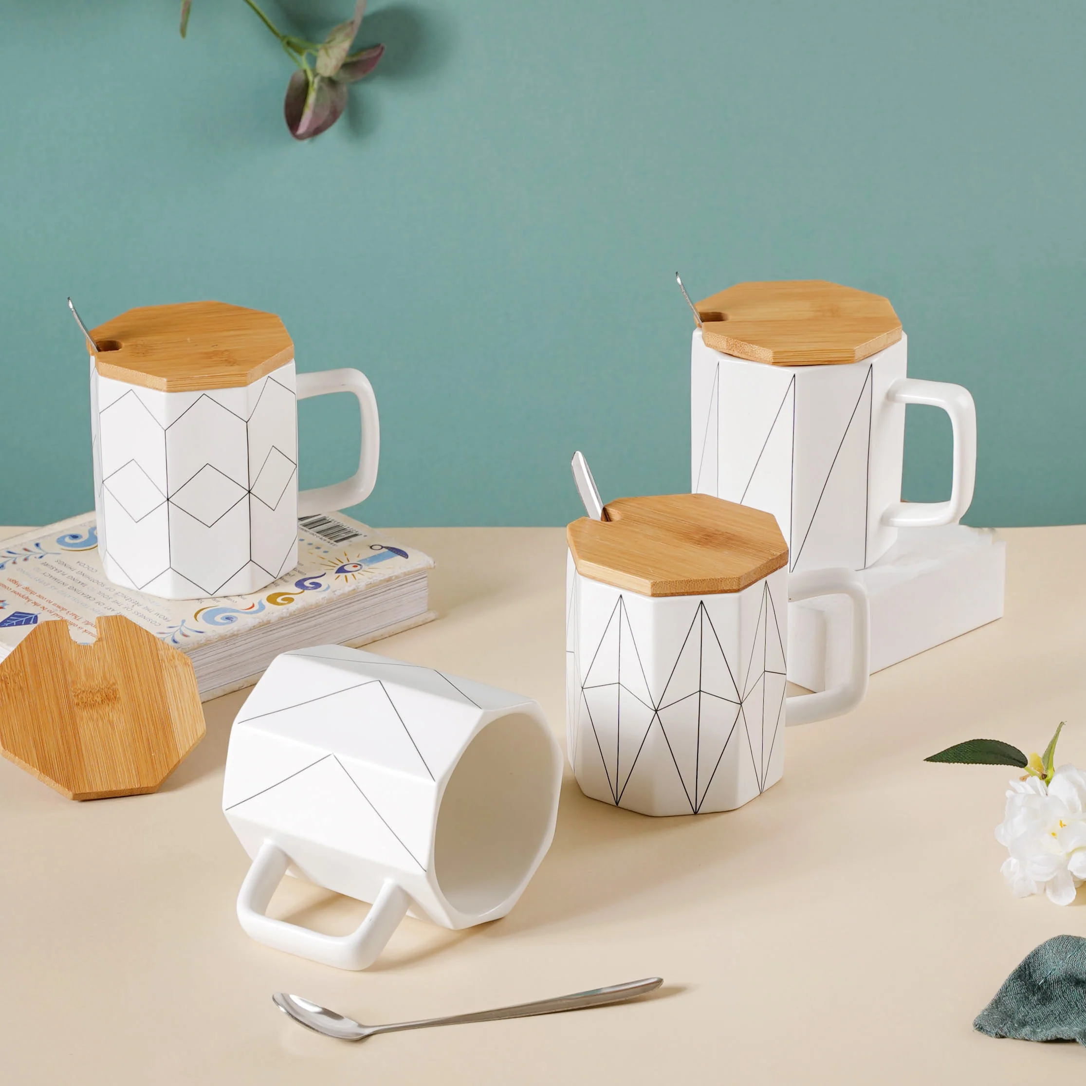 Textured Mug With Wooden Lid - Image 6