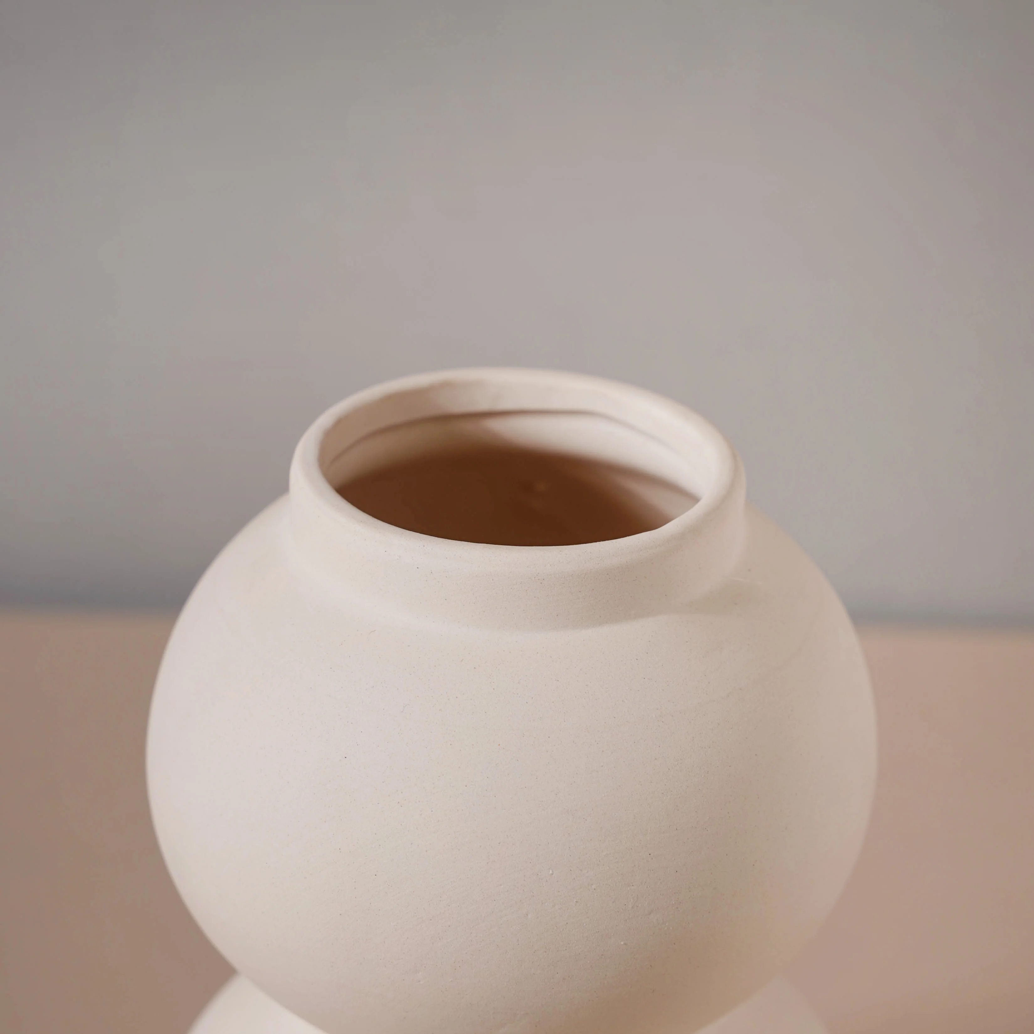 Textured White Vase - Image 5