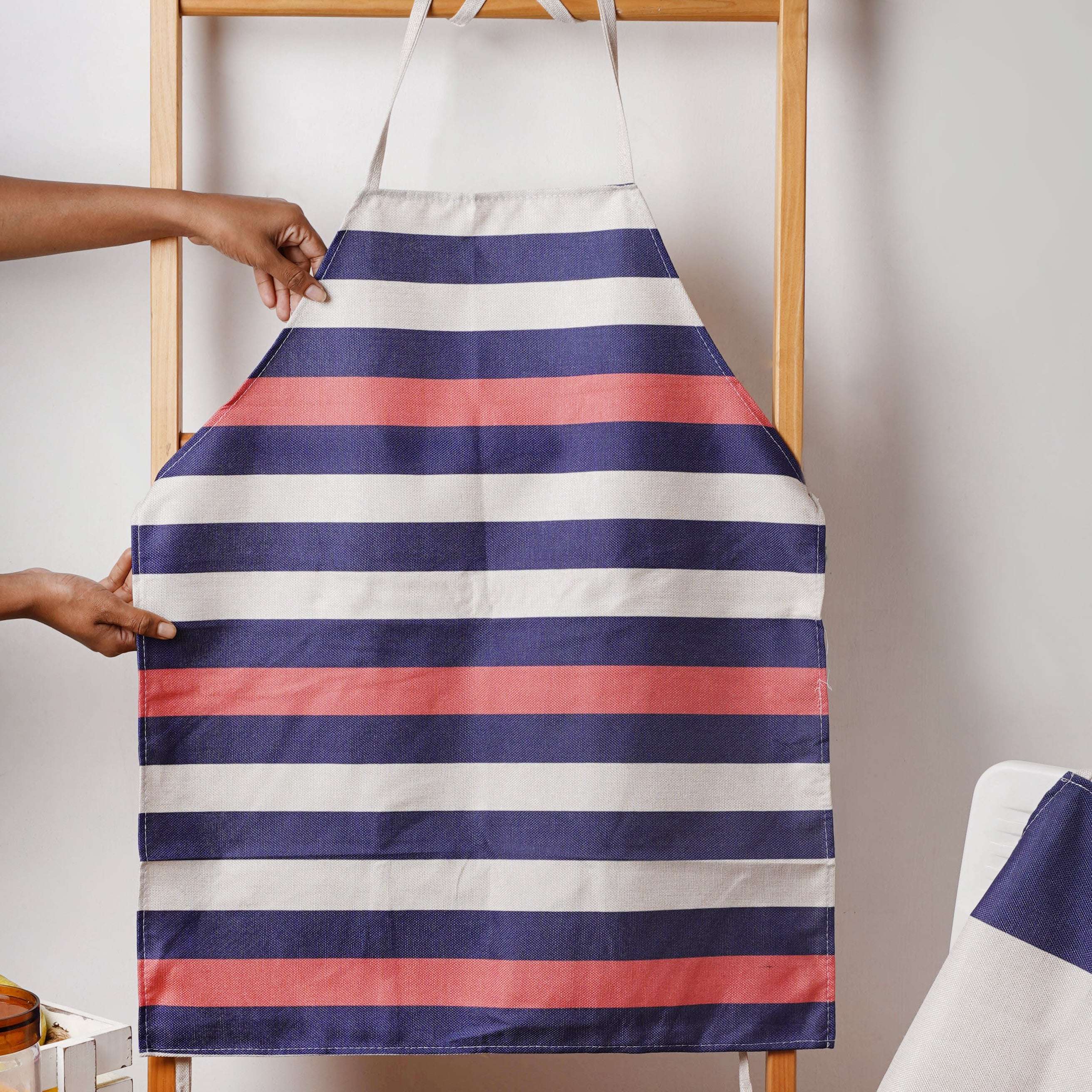 Tie Apron - Image 7