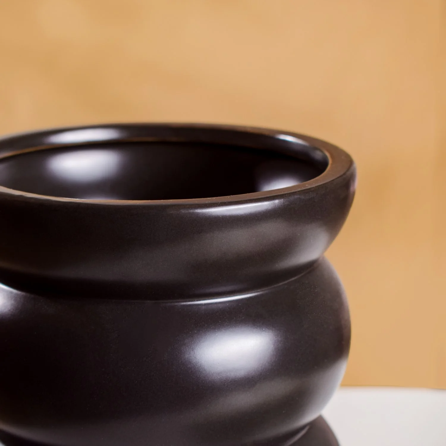 Tier Design Ceramic Vase Black - Image 5