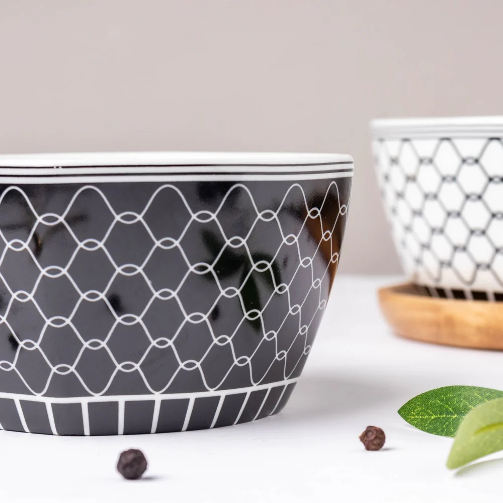 Trellis Printed Snack Bowl Black 250 ml - Image 3