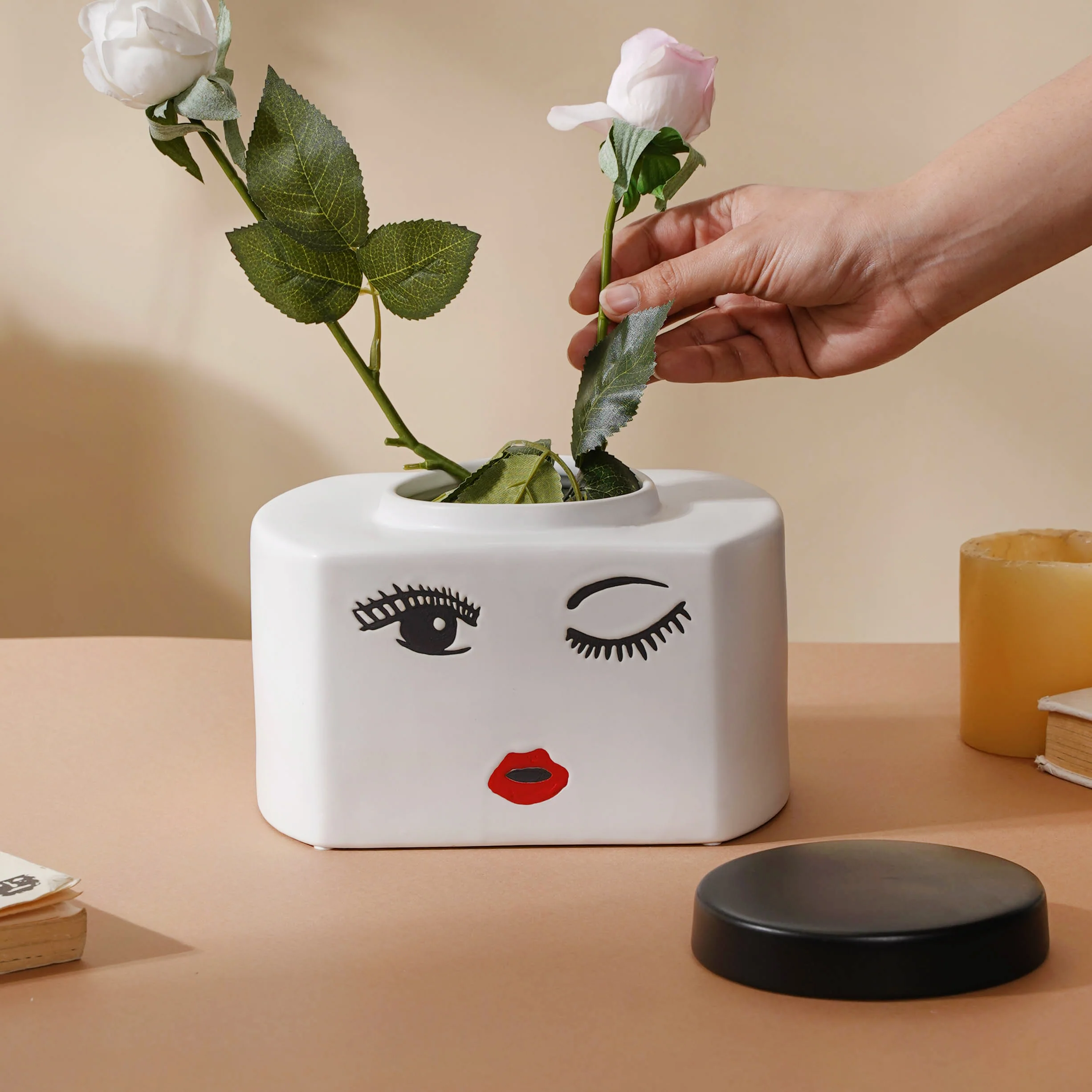 Trendy Flower Vase - Image 2